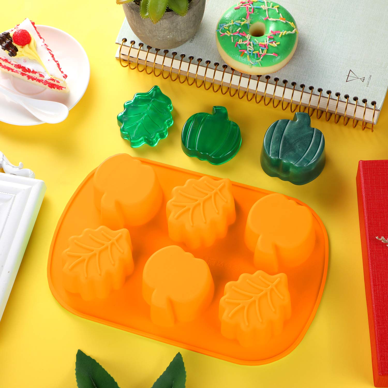 2 Pieces Pumpkin Leaf Silicone Molds 3D Thanksgiving Fall Theme Silicone Molds For Making Soap Candle Candy Muffins Chocolates C