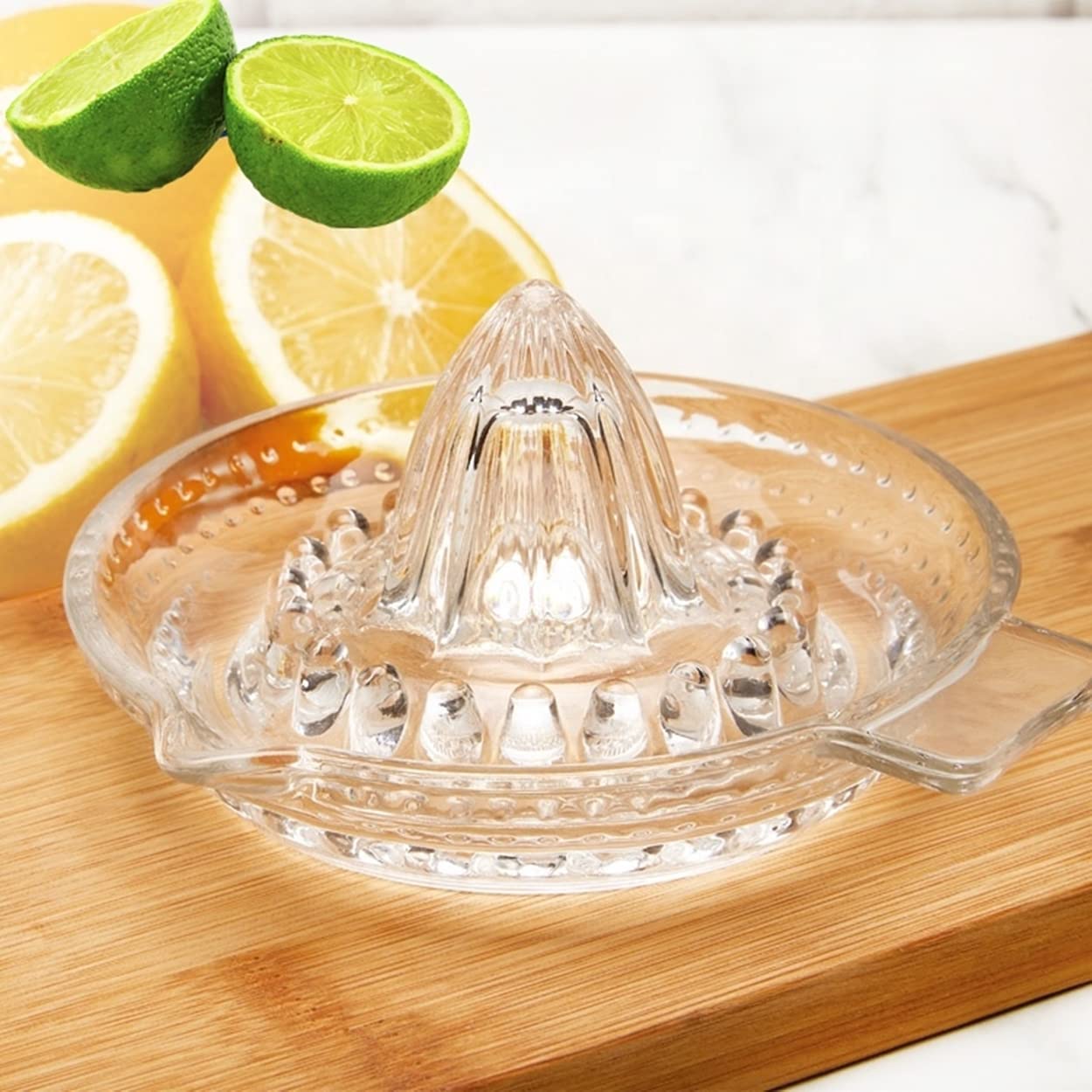 DUHALINE Lemon Squeezer  Portable Citrus Juicer  Crystal Reamer Manual Juicer with Handle and Spout for Fresh Juice  Lime Orange  Heavy Clear Glass
