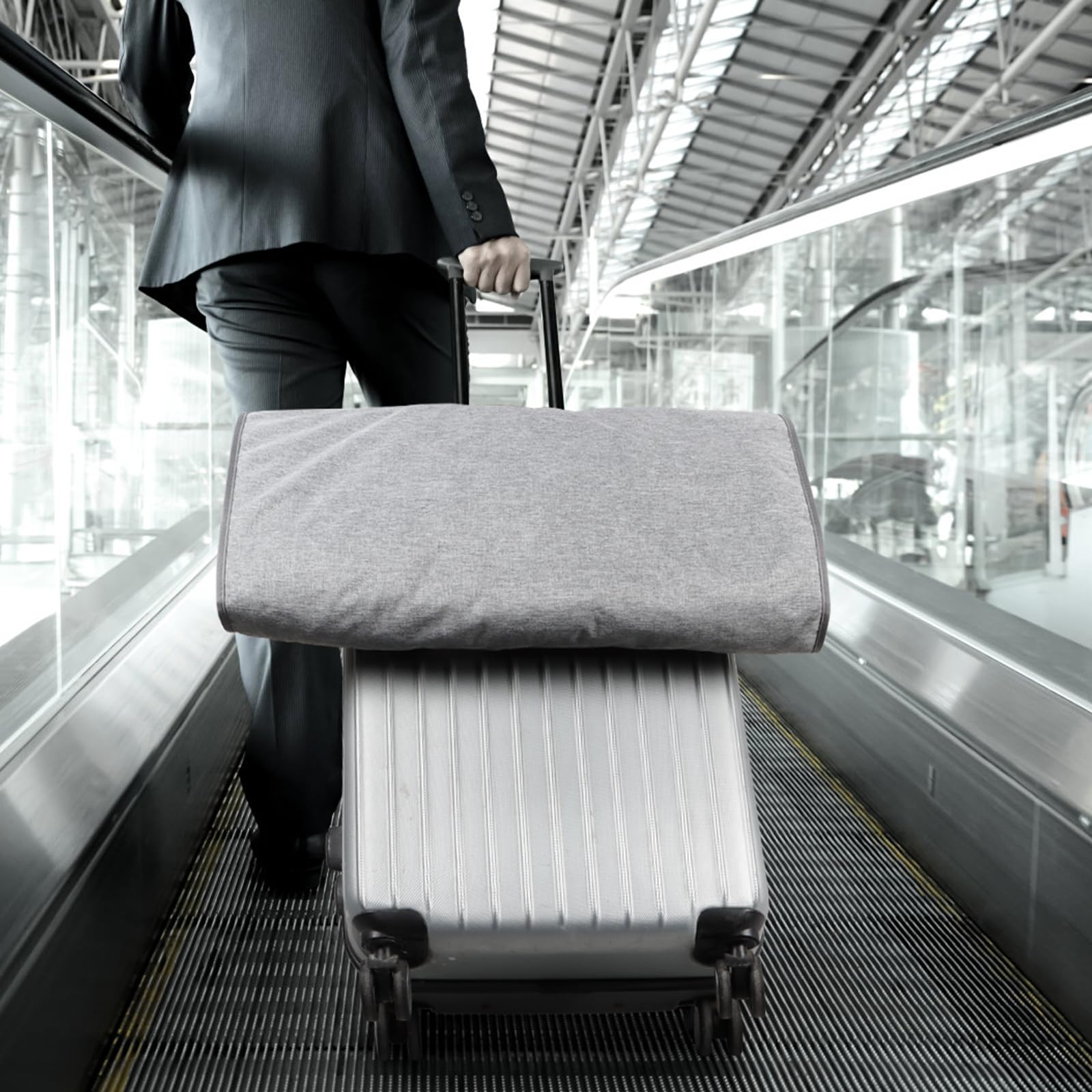 Zilink Heavy Duty Garment Bags For Travel 43   Suit Bags For Hanging Clothes Waterproof Gusseted Suit Cover Bags For Closet Stor