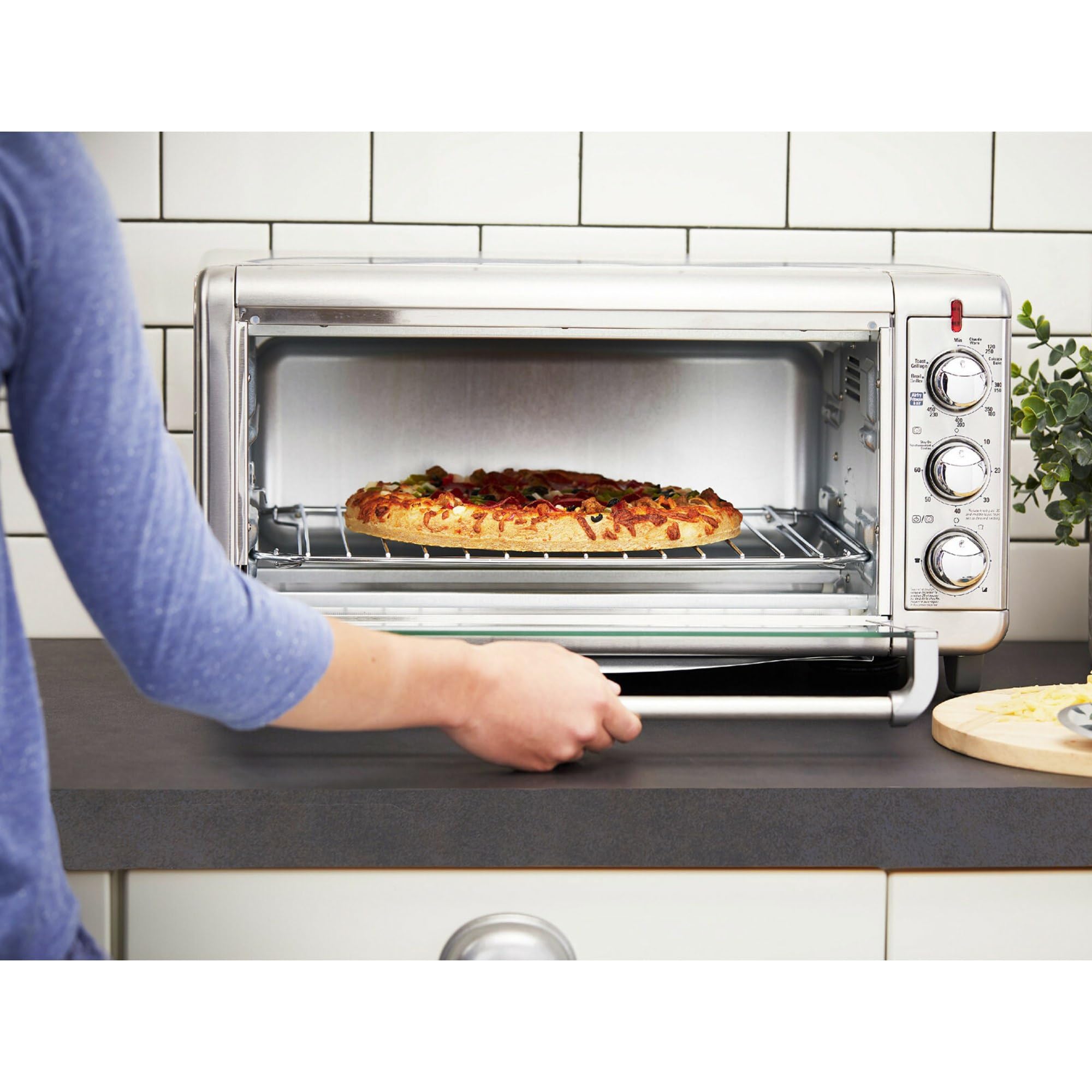 Black+Decker Crisp 'N Bake Air Fry Toaster Oven, 8-Slice, 5 Cooking Functions, 60 Minute Timer, Stainless Steel