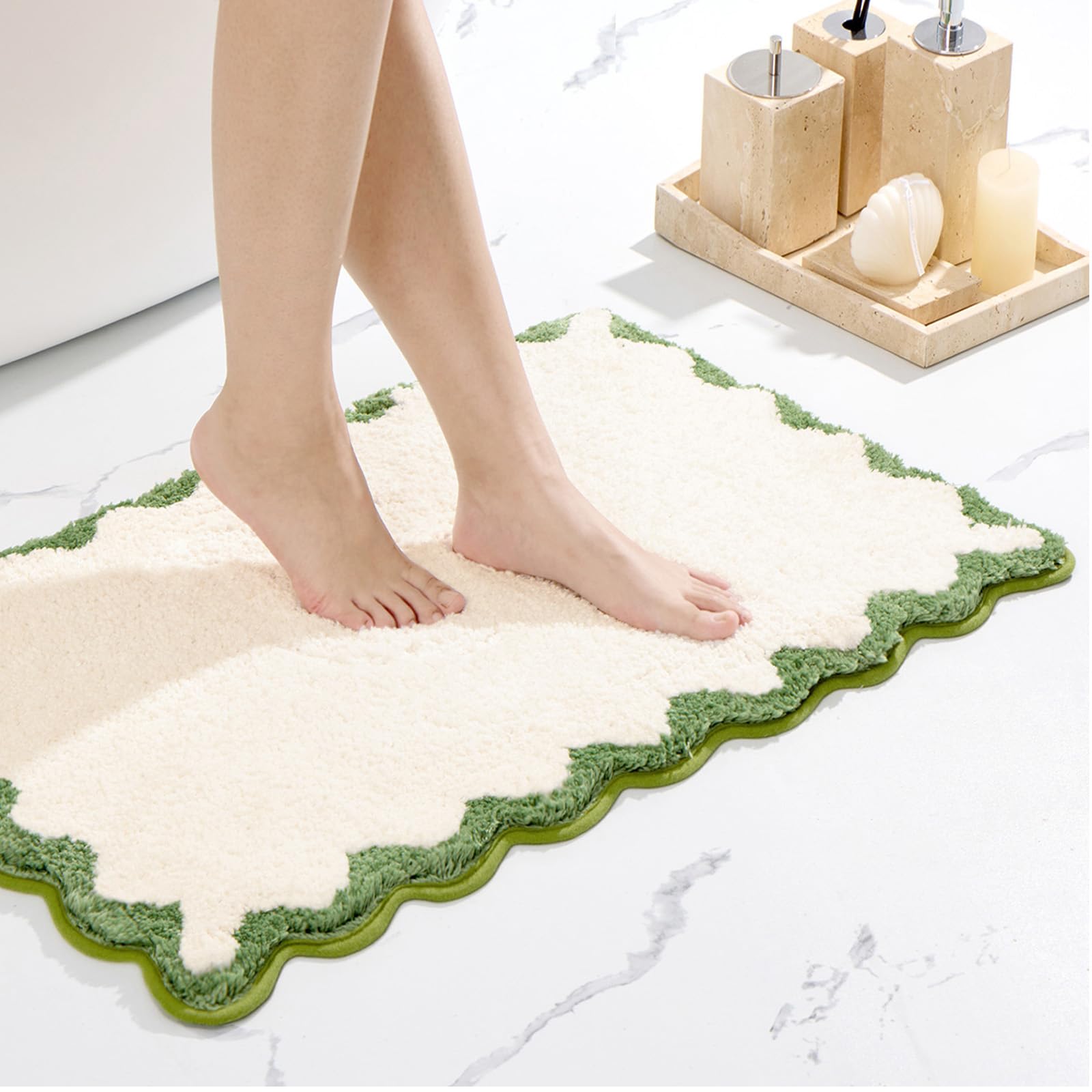 Ortigia Cute Scalloped Bathroom Rugs Non Slip Washable, Quick Dry Absorbent Plush Microfiber Bath Mats, Fun White And Green Bath