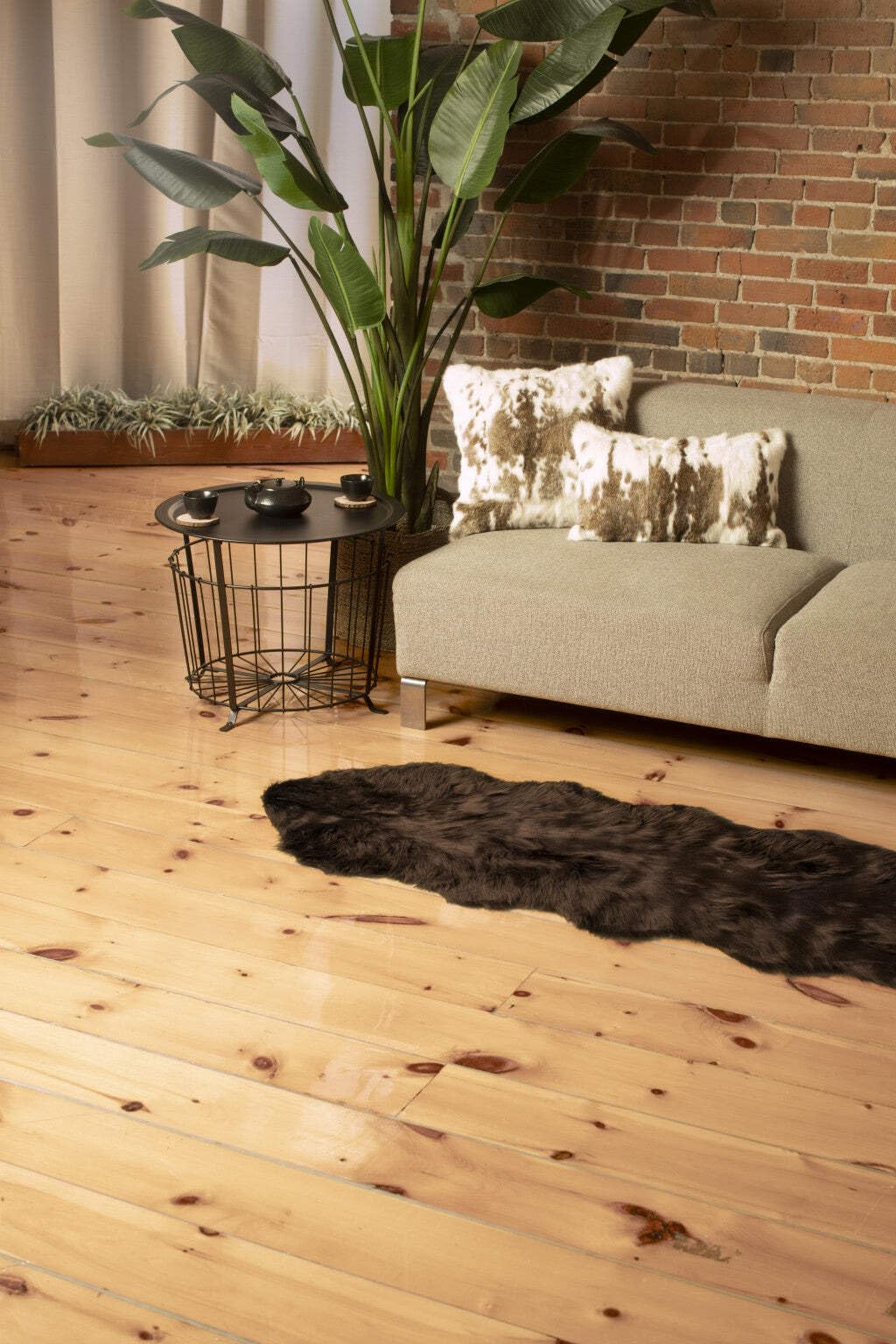 2 X 6 Chocolate Faux Fur Washable Non Skid Area Rug
