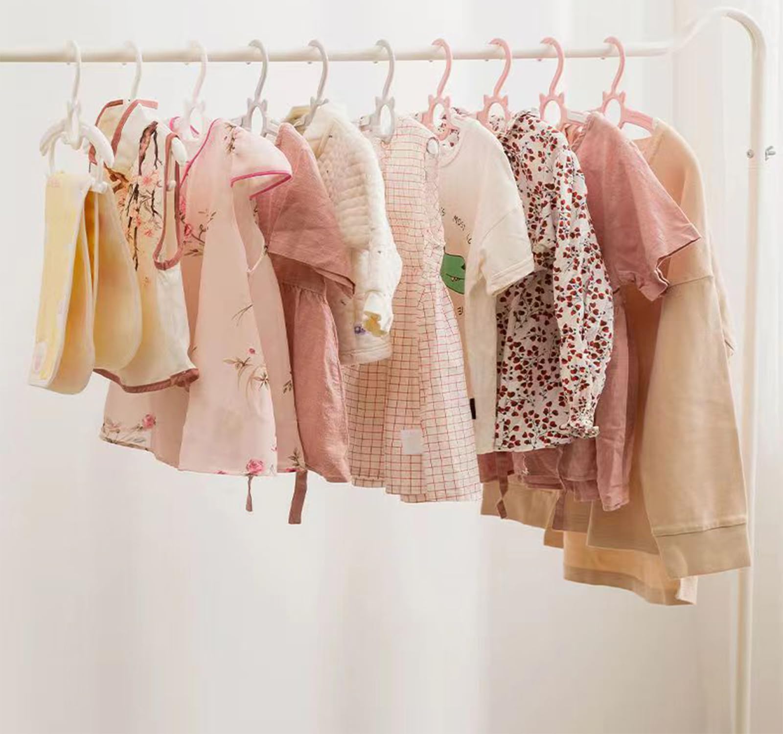 Gencuoir Baby Nursery Closet Hangers, Non-Slip And Extendable Laundry Infant Pant Hanger For Newborn Clothes 50Pcs Grey Hangers1