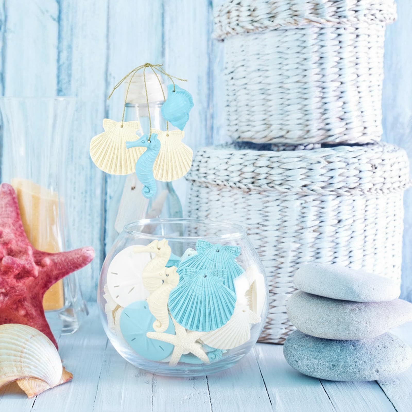 30 Pieces Resin Starfish Seahorse Sanddollar Conch & Seashells Set with Rope for Christmas Tree Hanging Ornaments Beach Theme We