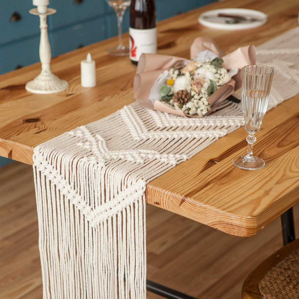 Mkono 100 Inches Boho Macrame Table Runner Woven Christmas Party Decor Handmade Linen Placemats With Tassels Home Decoration For