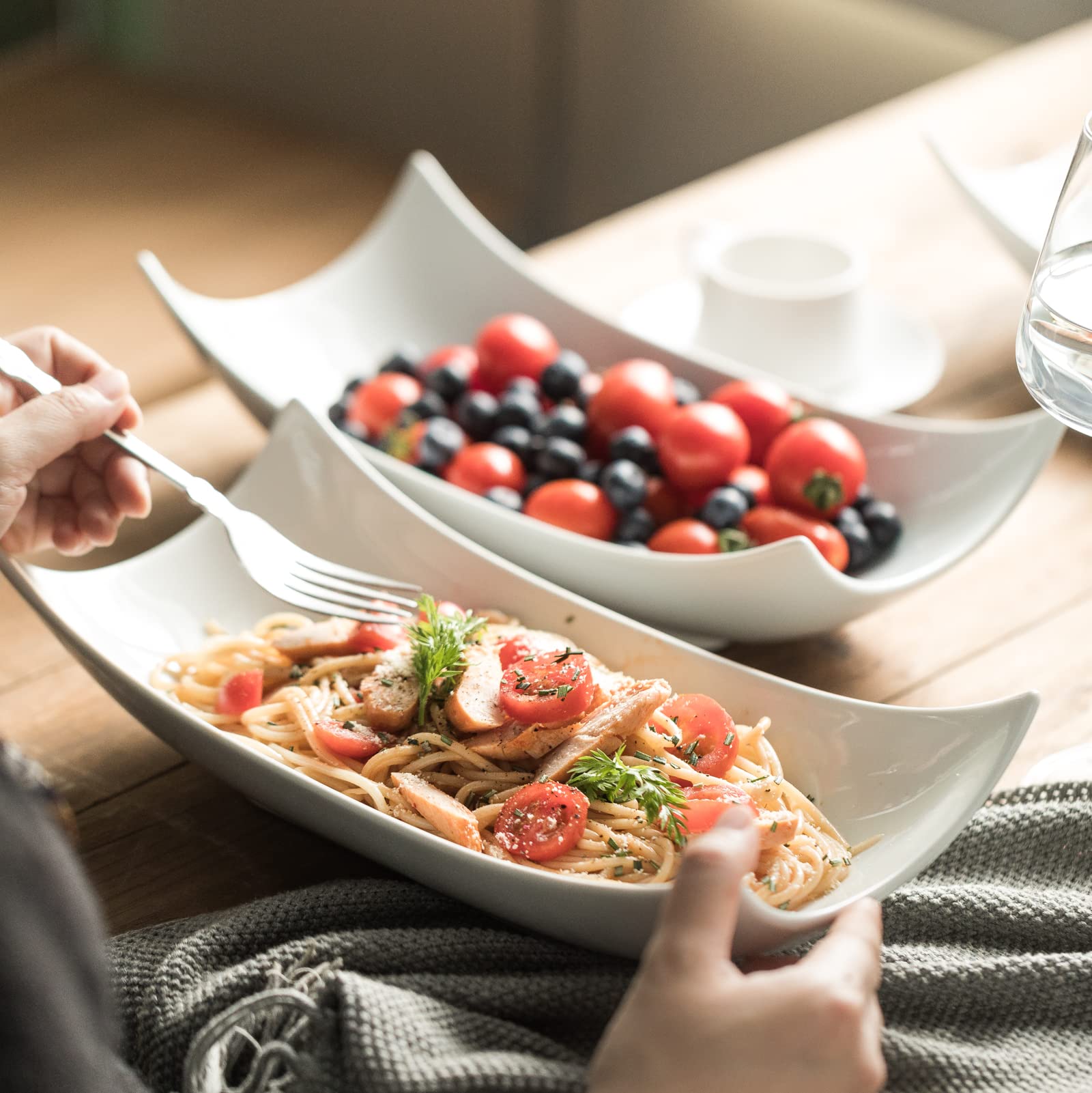 Gomakren Serving Platters Serving Bowls Set Porcelain Serving Dishes For Entertaining Special Curved Deep Large Christmas Dishes