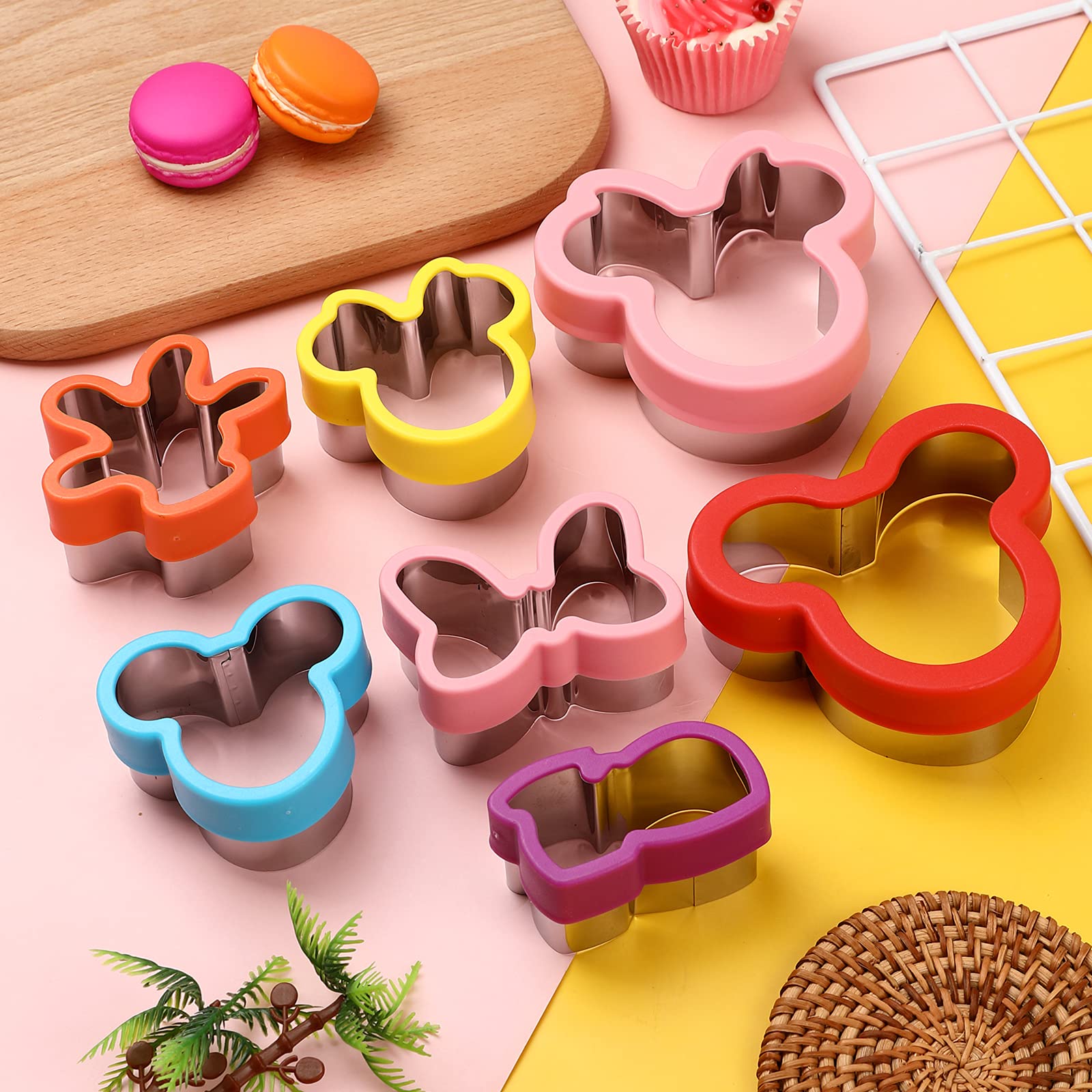 Cookie Cutter Set, Head, Glove, Shoe, Bows Shapes Sandwich Cutters Cookie Cutters -Food Grade Cookie Cutter Mold For Kids (7Pack