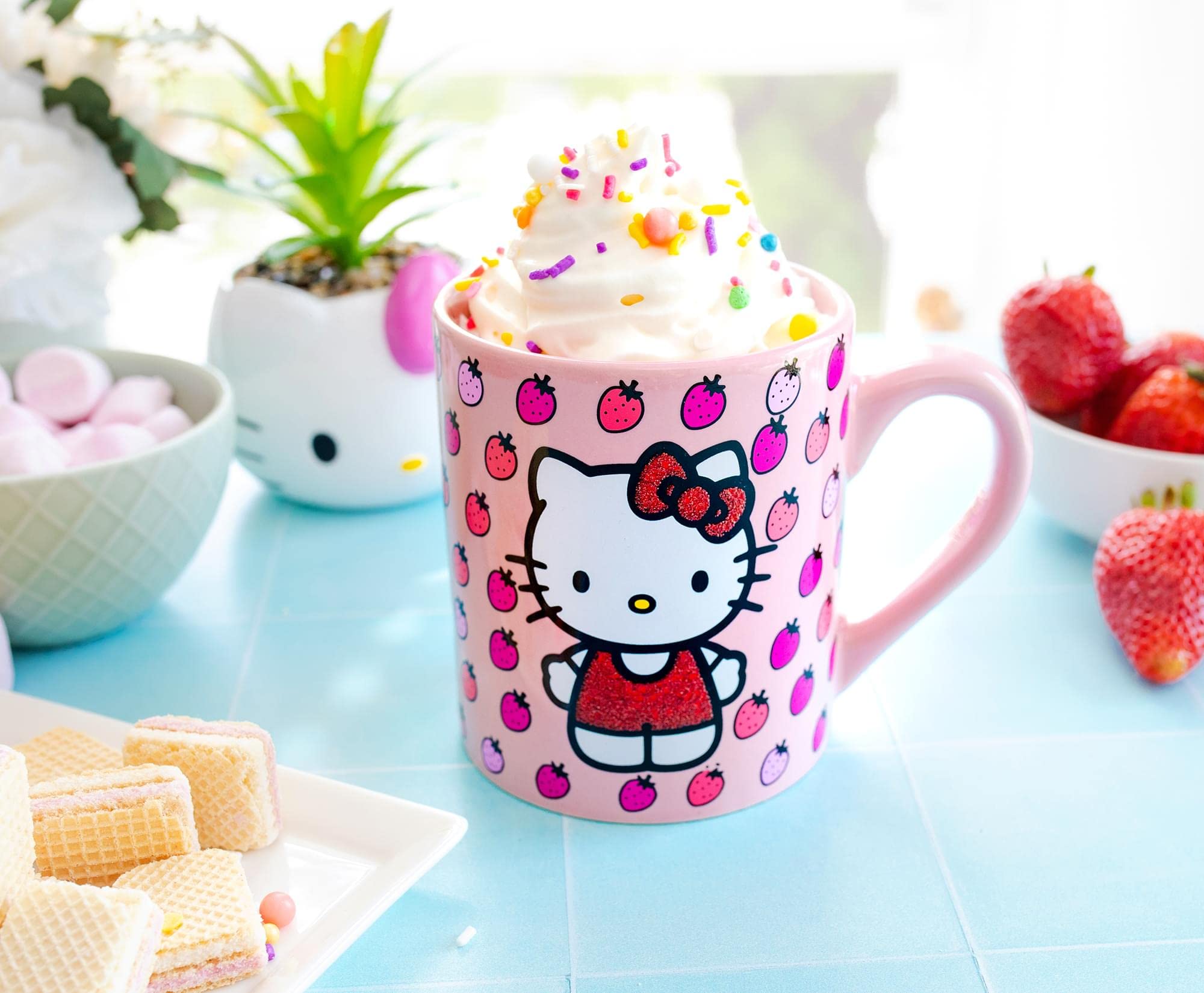 Hello Kitty Glitter Strawberry 14Oz Ceramic Mug