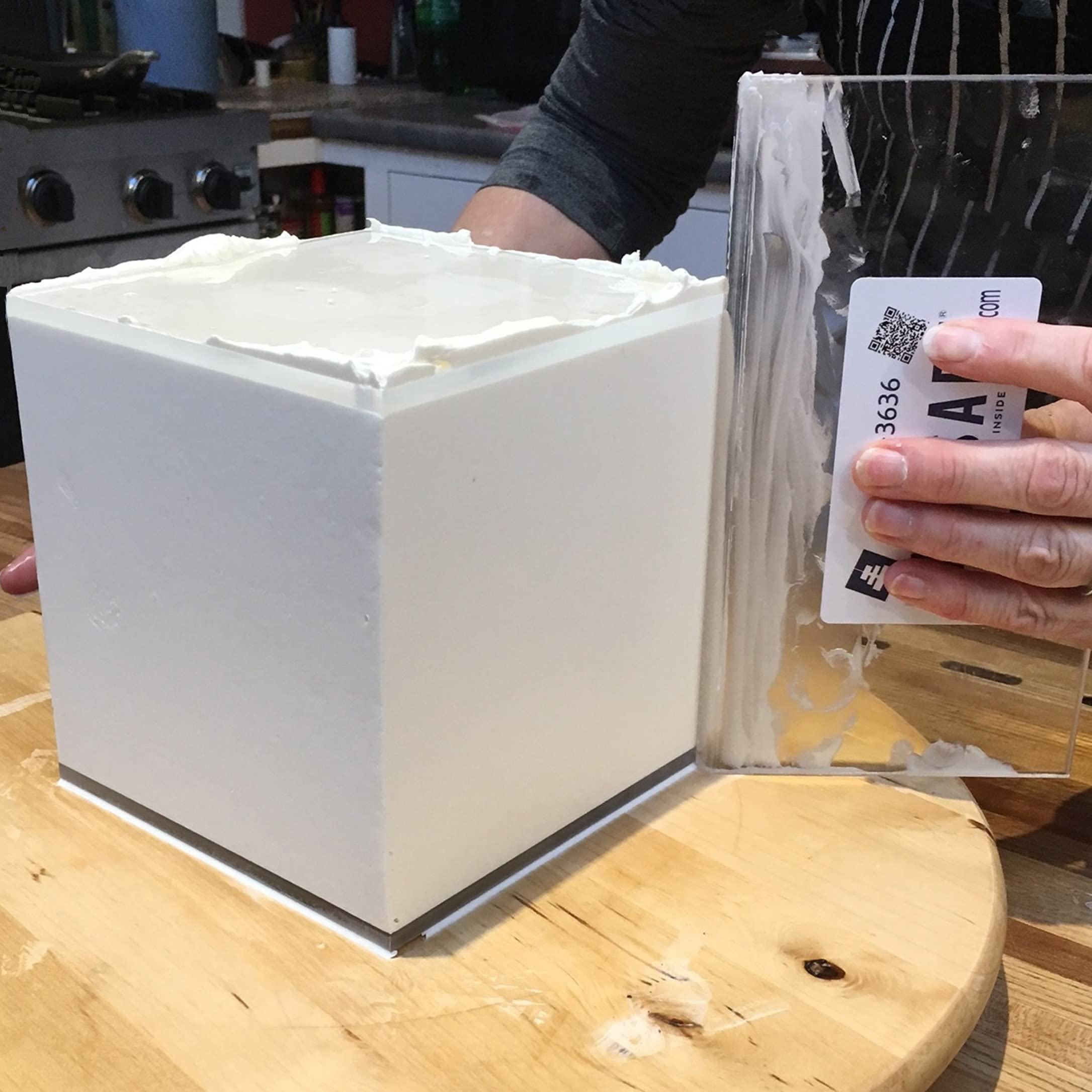 Cakesafe Square Essential Cake Decorating Acrylic Disk Kit - 3 Sets - Square 6.25'', 8.25'', 10.25'' Disk Sets (2 Disks Per Size