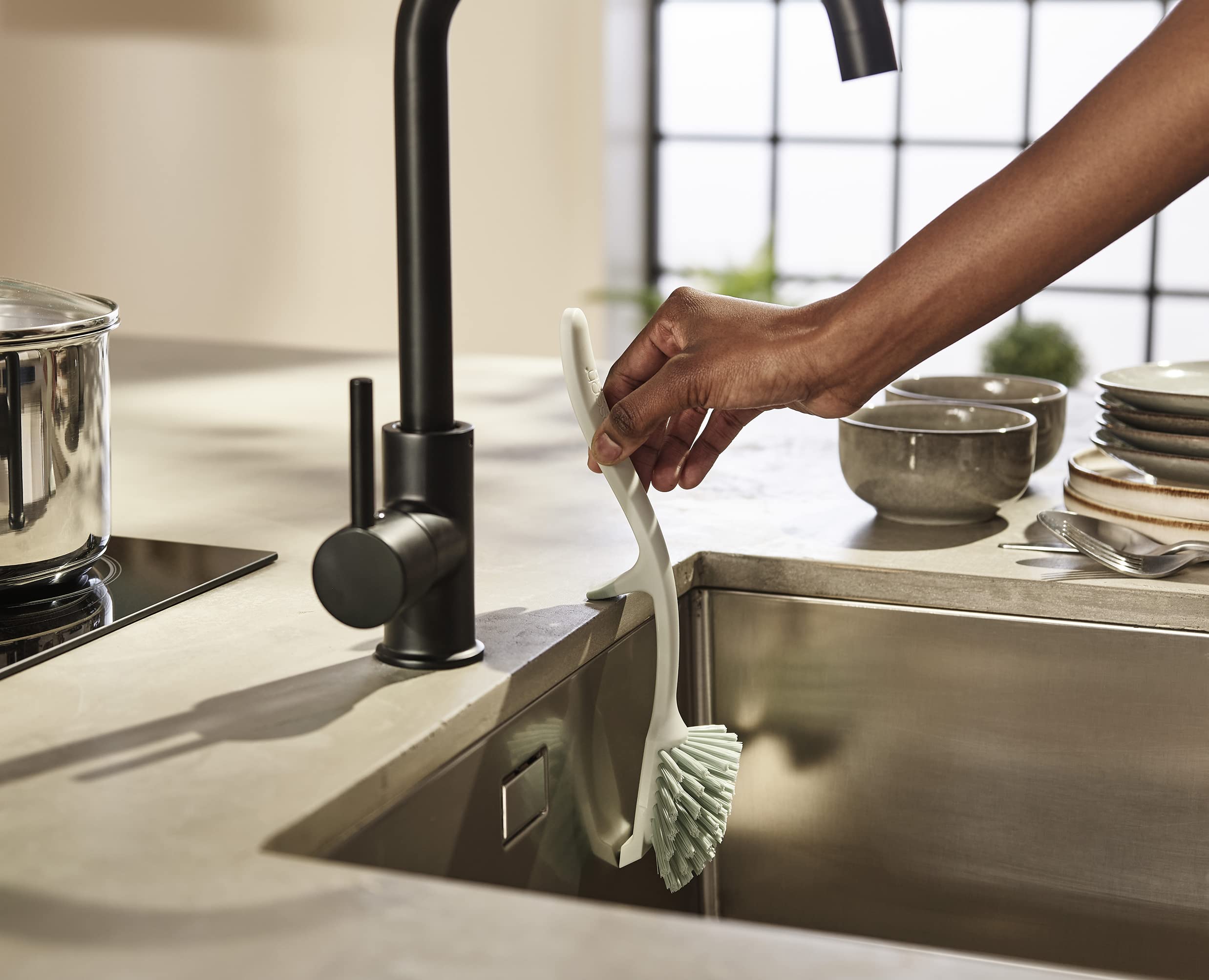 Joseph Joseph Edge Dish Brush, Integrated Sink Rest, Light Stone/Sage, Model 851651, Polypropylene, 1 EA