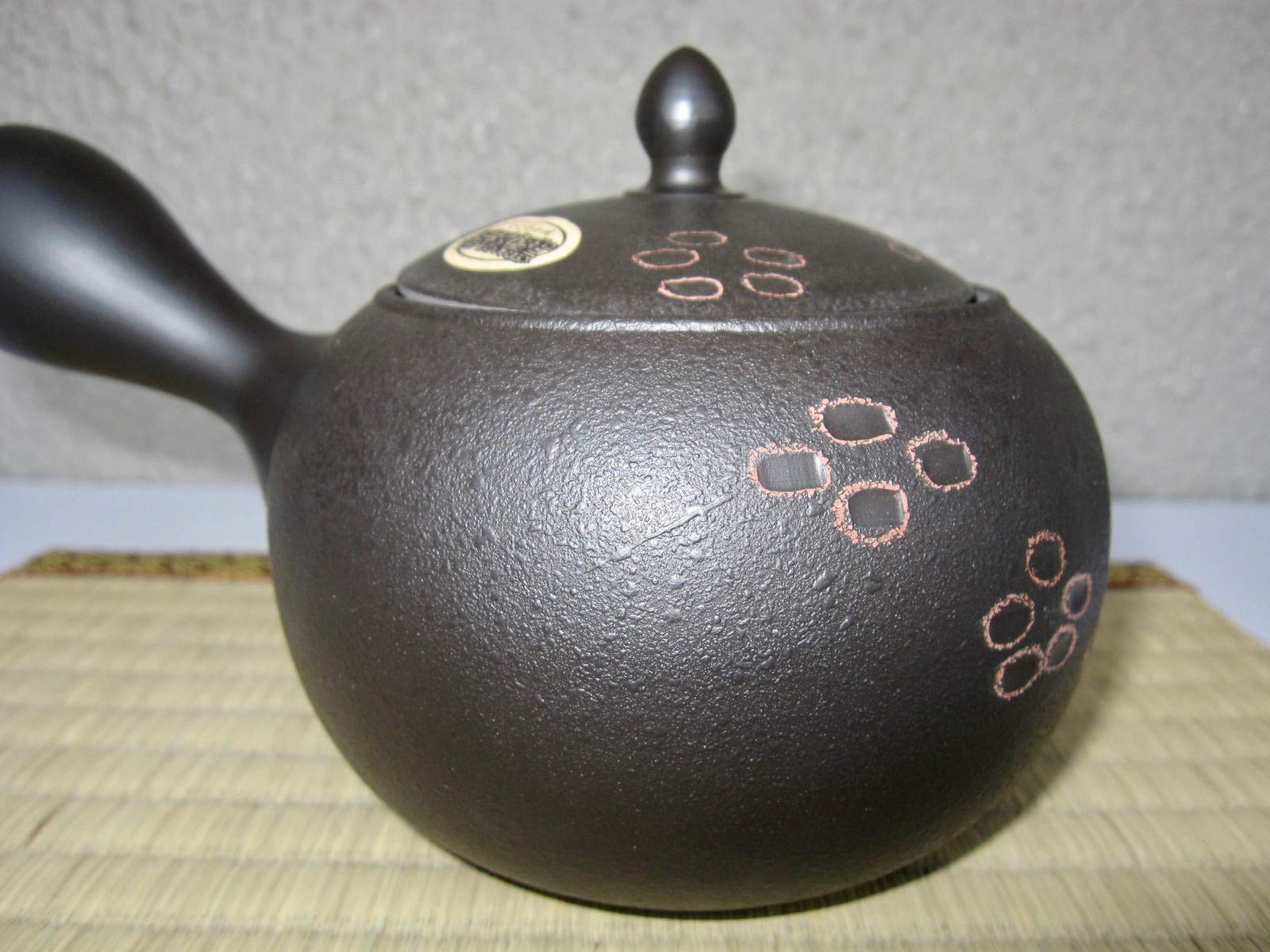 Yamakiikai Japanese Large Kyusu Tokoname Handmade Clay Teapot 15.6 Fluid Ounces Shunjuu Scarlet Crest Pattern Black L339 from Japan (1)
