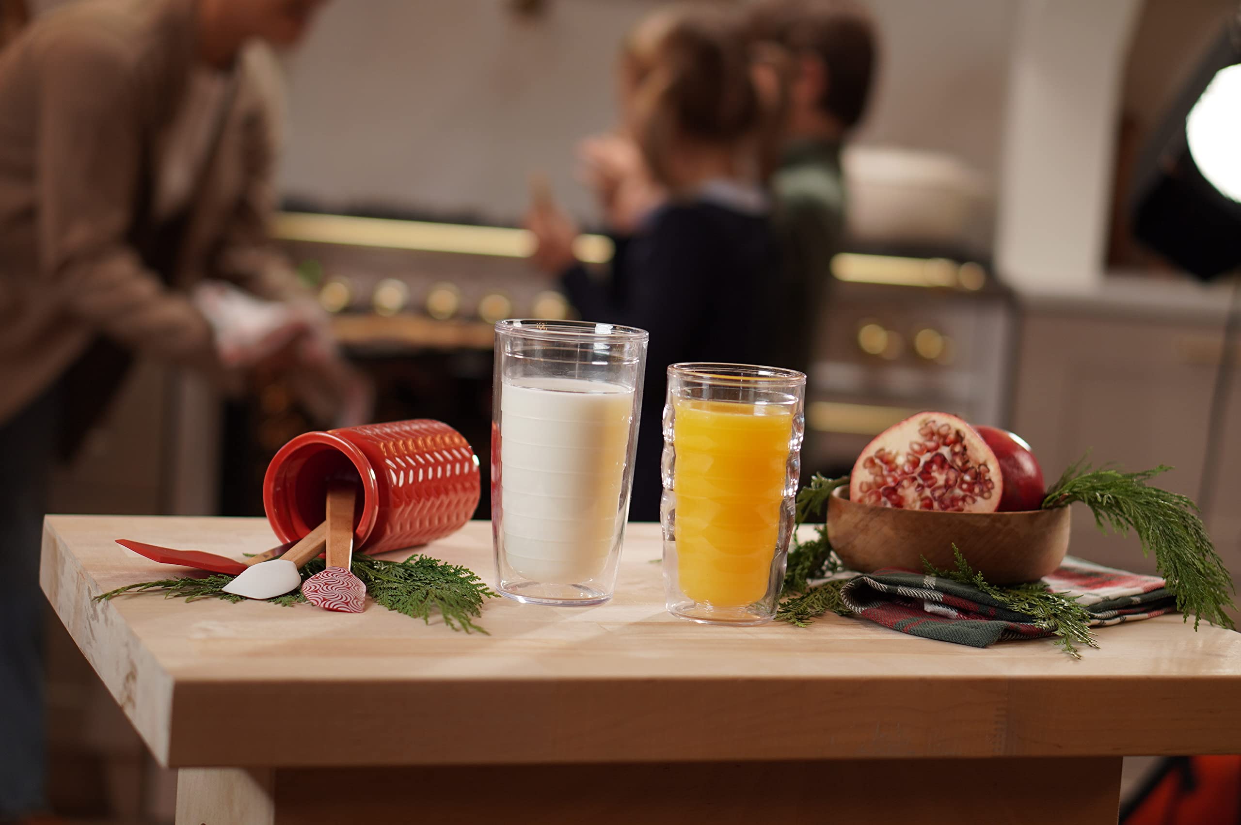 Tervis Clear & Colorful Lidded Made in USA Double Walled Insulated Tumbler Travel Cup Keeps Drinks Cold & Hot, 16oz, Orange Lid