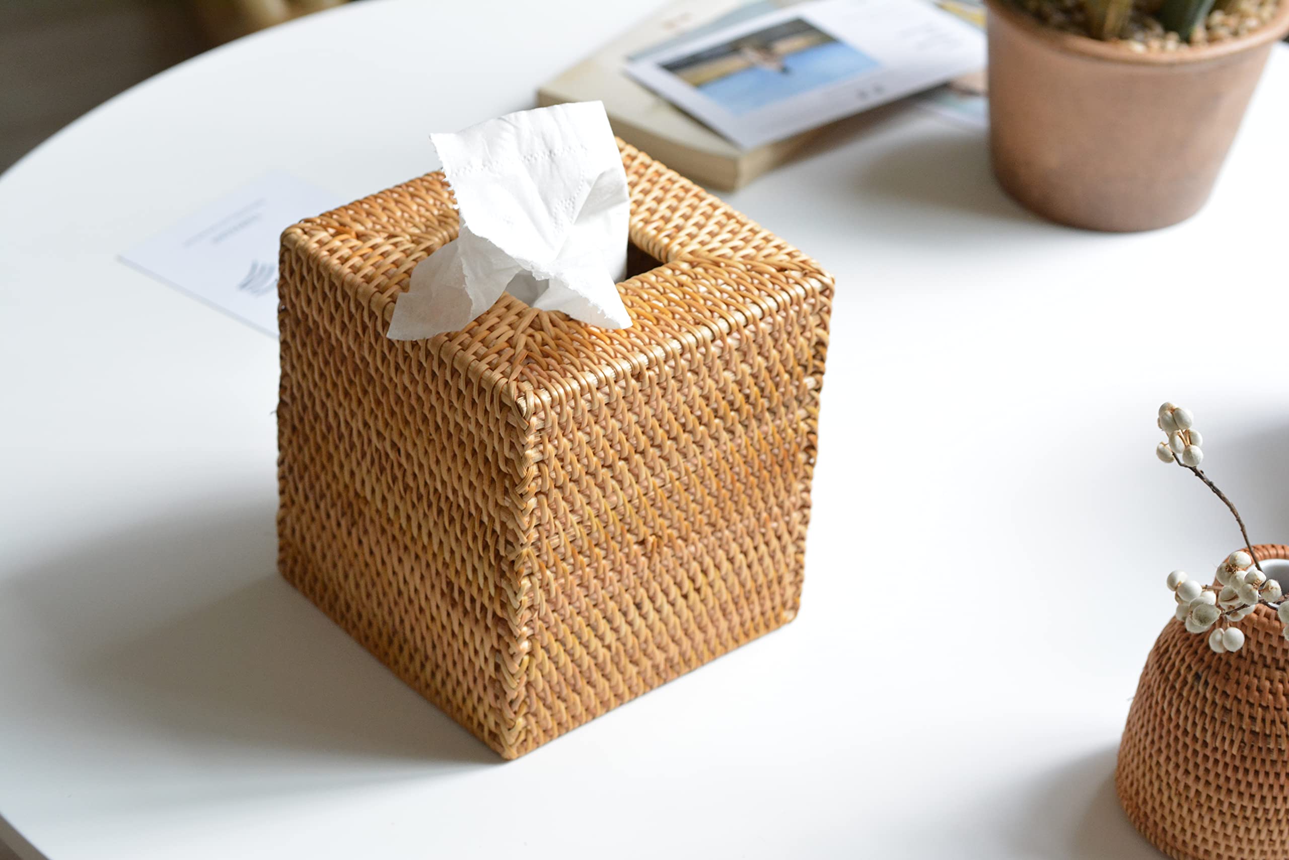 Rattan Tissue Box Cover Square, Hand Woven Wicker Tissue Holder, 5.5 X 5.5 X 5.7 Inch, Natural