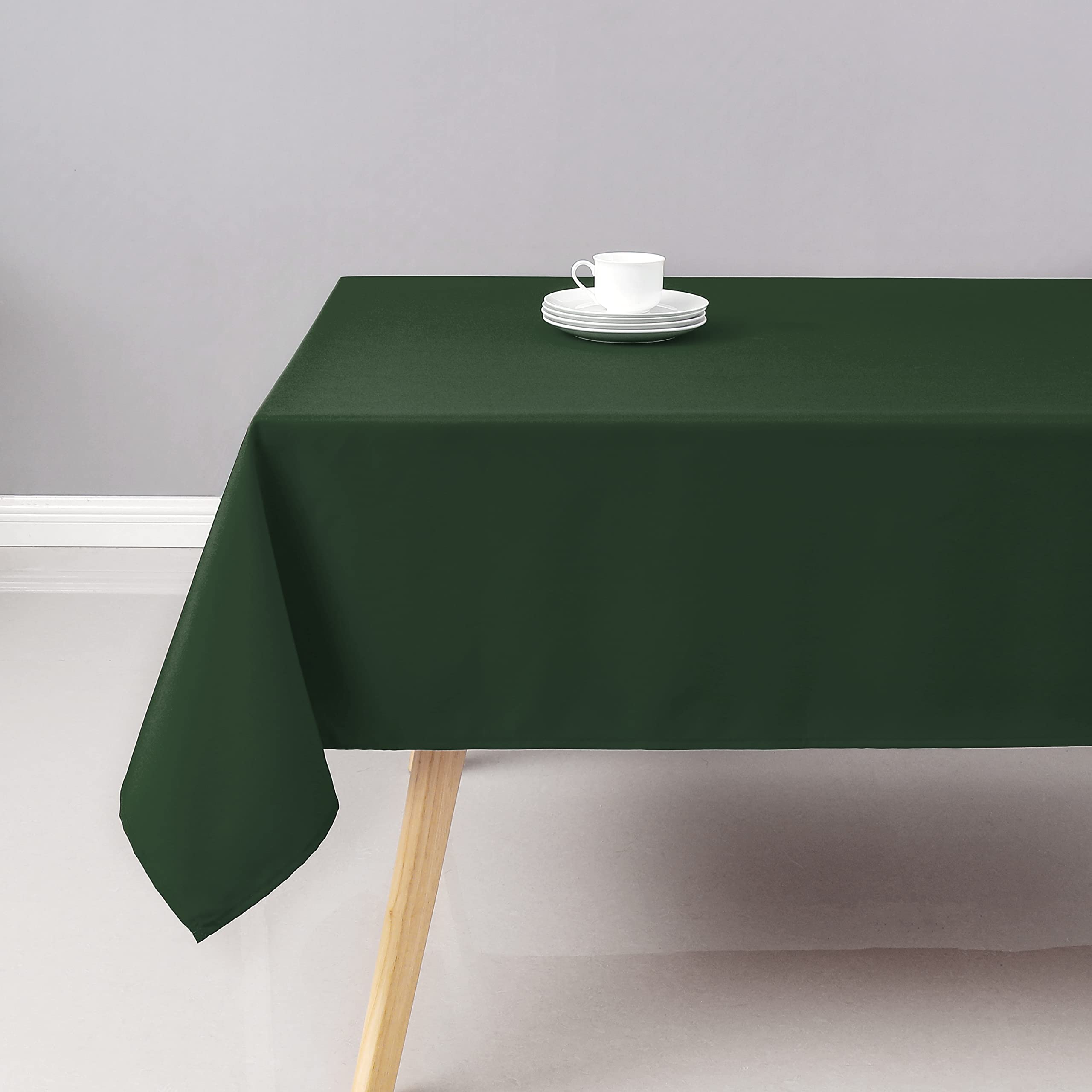 Wewoch Hunter Green Rectangle Tablecloth Wrinkle Resistant Washable Fabric Table Cloth For Dining,Kitchen, Parties Weddings And