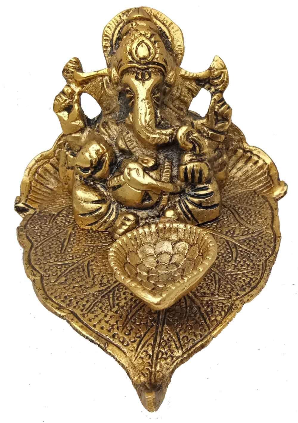 Heaven Decor Leaf Ganesh God Idol Decorative Murti With Diya Decorative Showpiece For Car And Home Temple