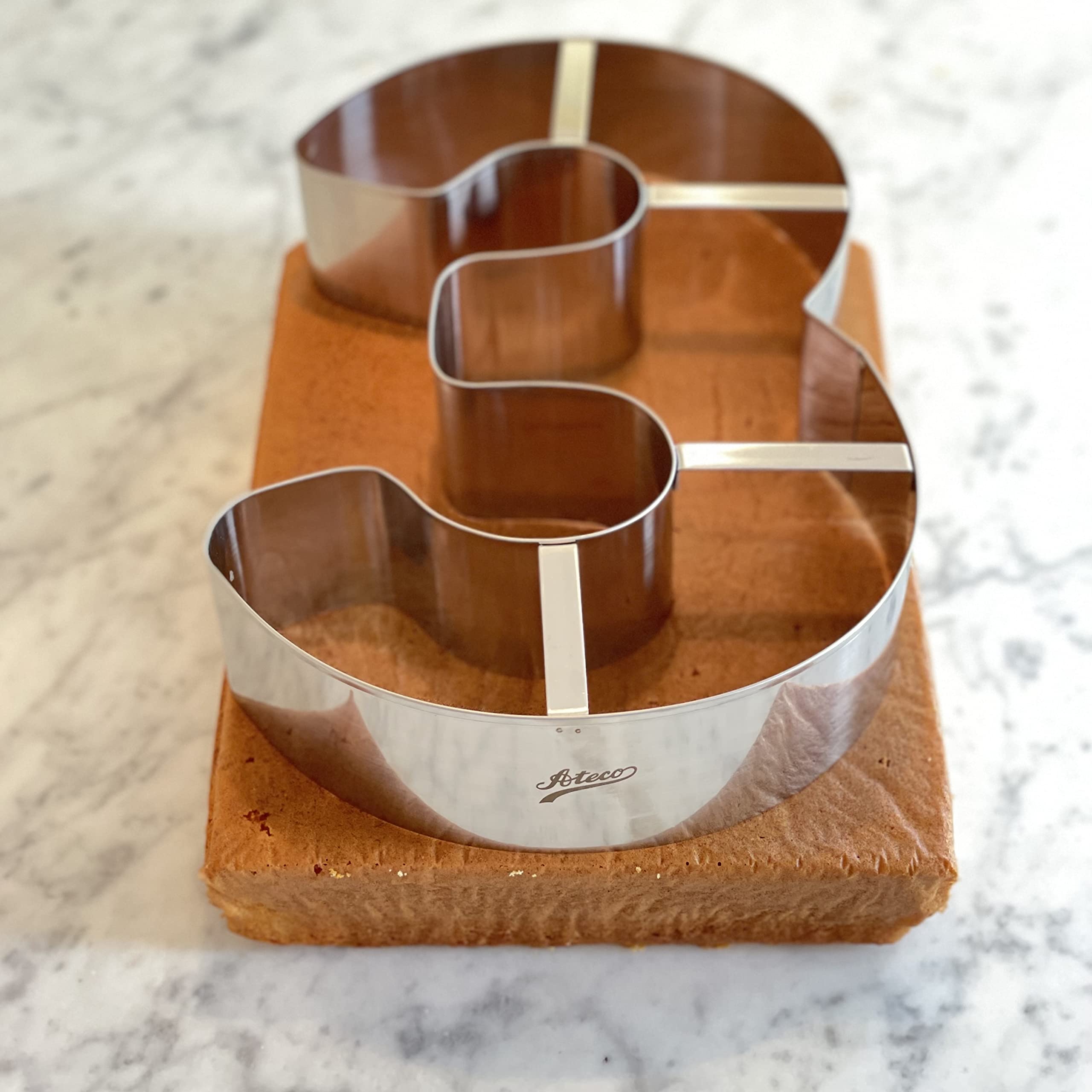 Ateco 6967 Large Number 7 Cake Cookie Cutter 7-1/4 Inch Left To Right X 11 Inch Top To Bottom X 2-1/8 Inch High