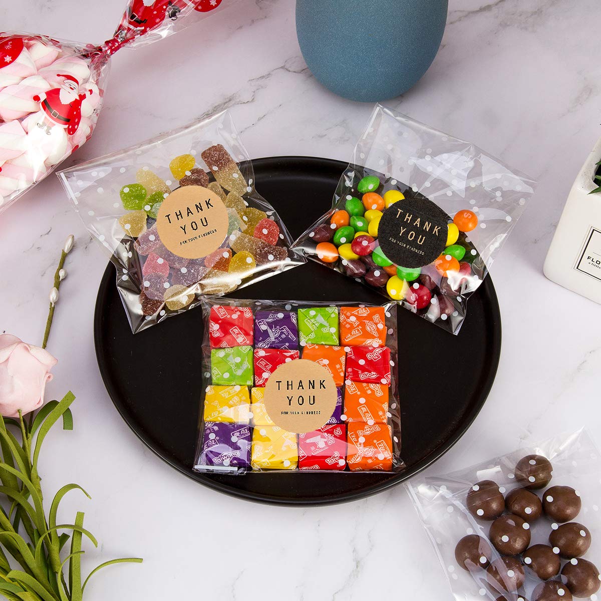400PCS White Polka Dot Treat Bags Set Self Adhesive Candy Cookie Bags Set  200 Cellophane Bags + 200 Thank You Sticker for Bakery Biscuit Chocolate Snacks Dessert (5.5x5.5Inches  White Polka Dot+Sticker)