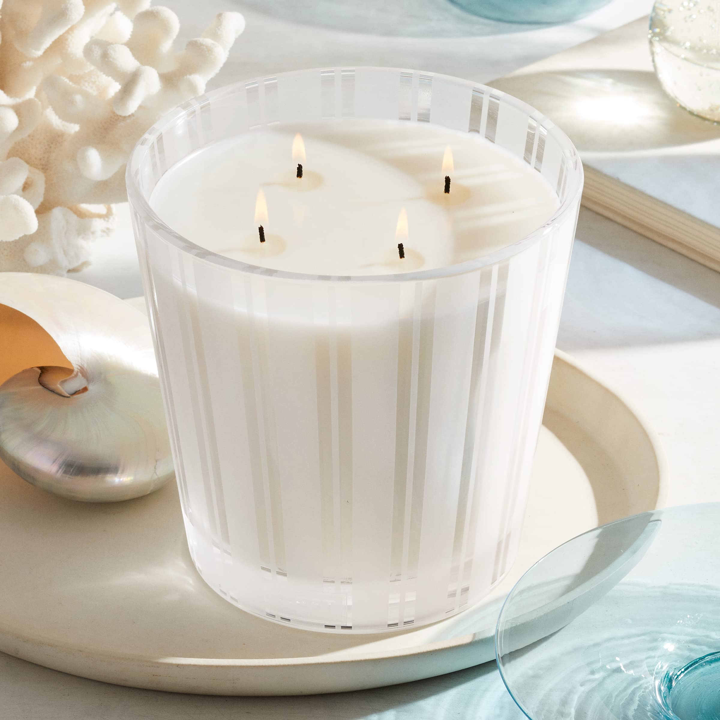NEST New York Ocean Mist & Sea Salt Scented Luxury Candle
