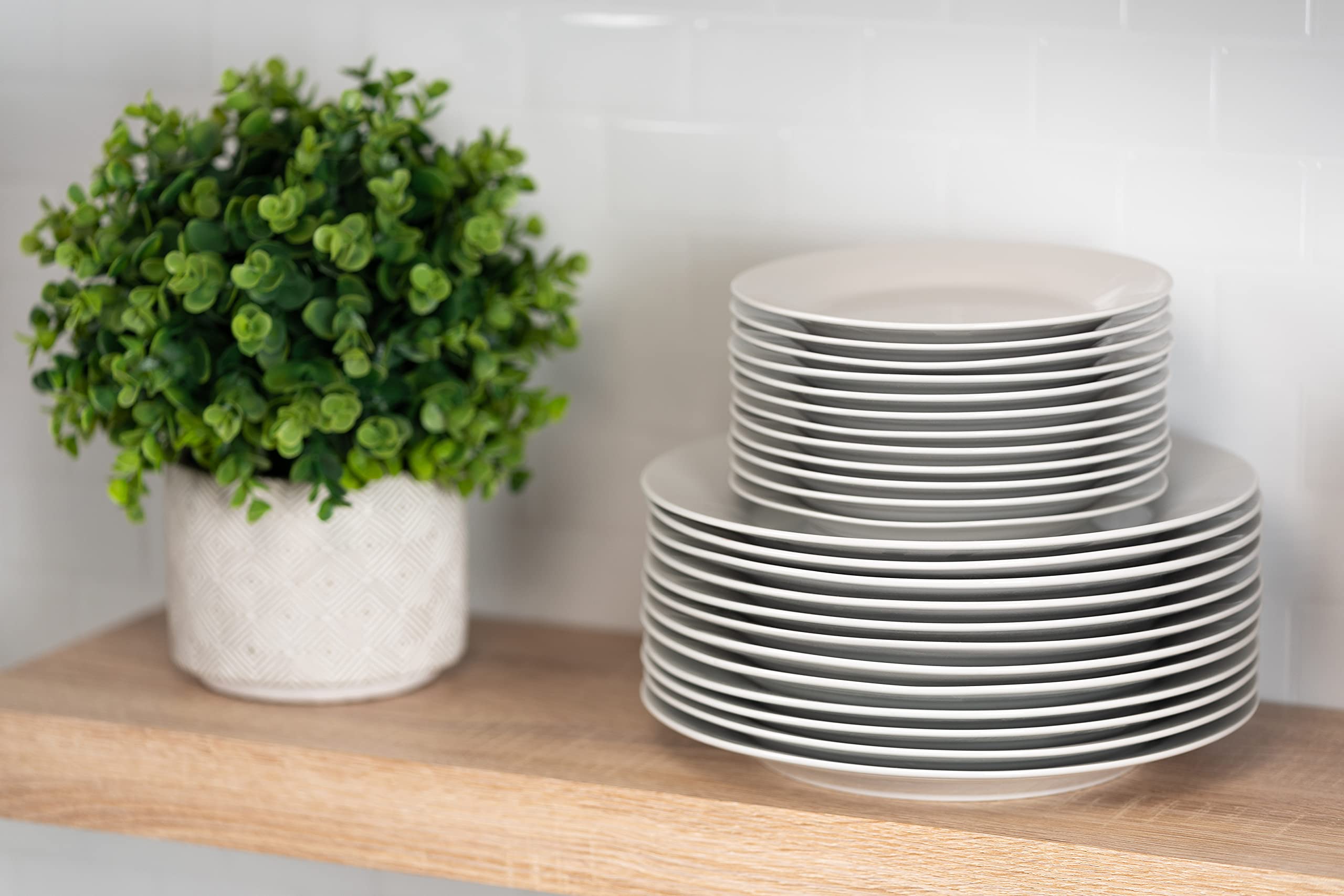 10 Strawberry Street 7.5'' Catering Round Salad/Dessert Plate, Set Of 12,White