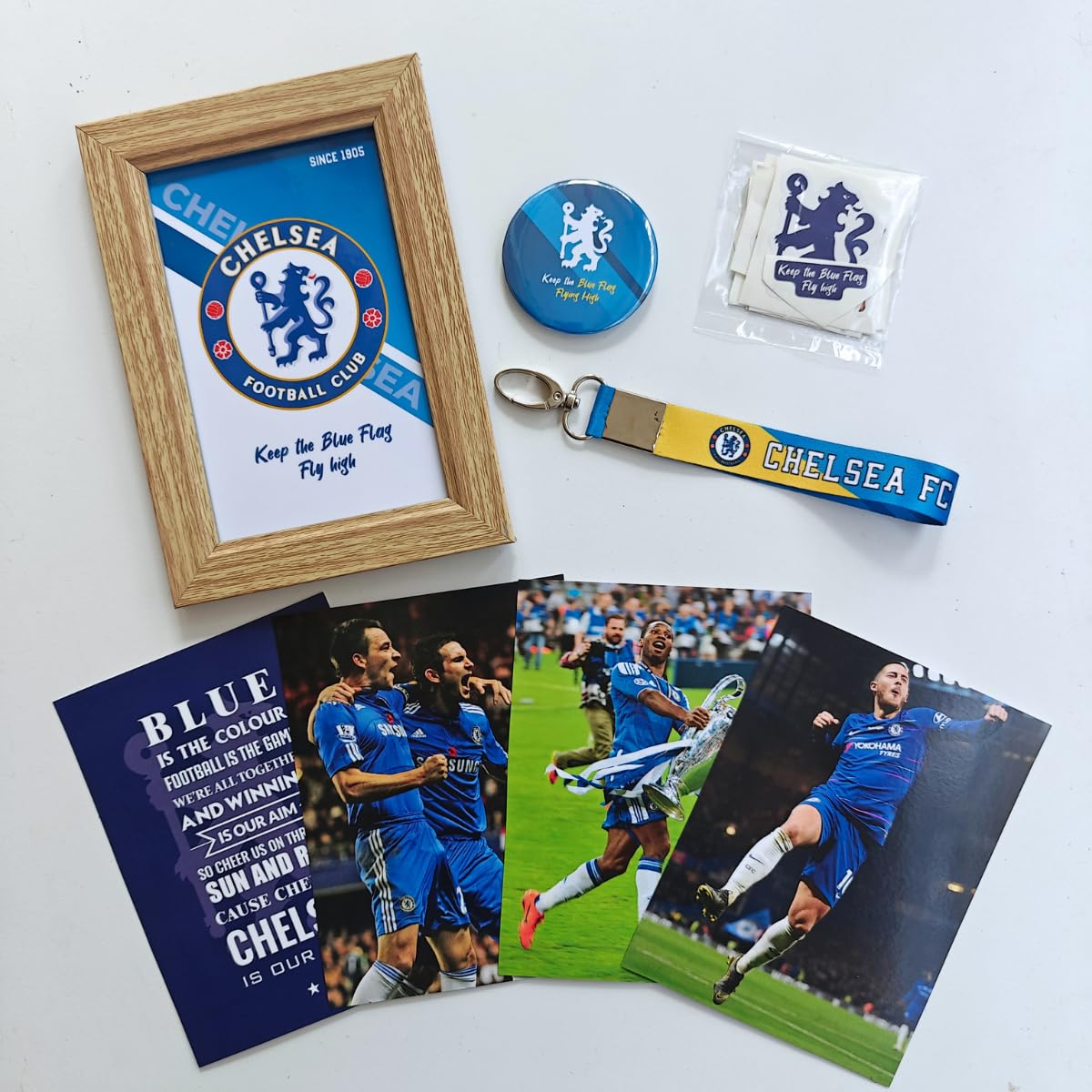 Tenorarts Chelsea Gift Box Merchandise For Fans - 5X7 Inches Laminated Photo Frame,1 Chelsea Keychain, 1 Badge, 4 4X6 Inches Siz
