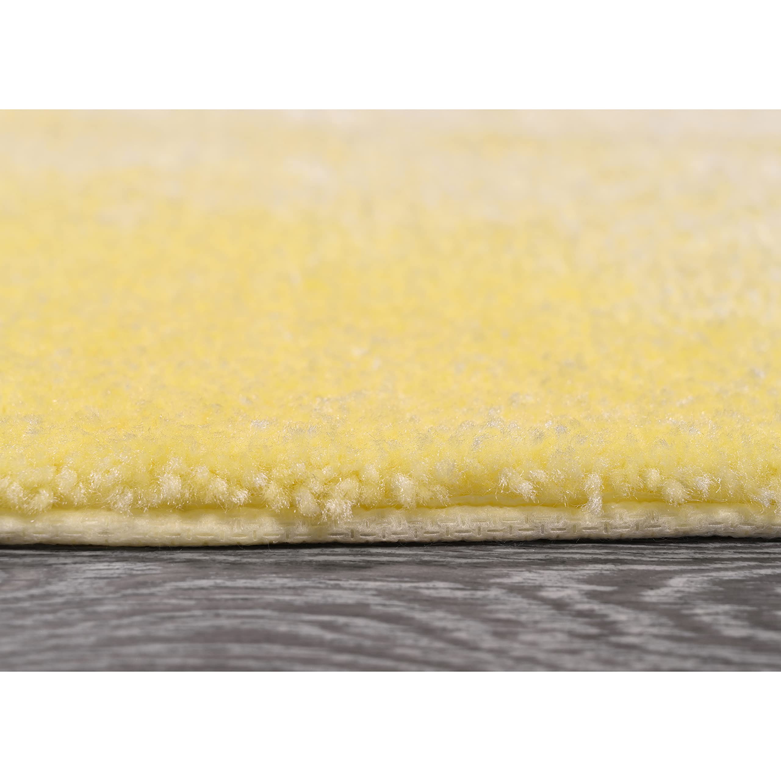 Garland Rug Traditional Nylon Washable Rubber Ducky Yellow 2 Bath Rugs (21 X 34, 22 X 60) - Soft, Absorbent, And Stylish
