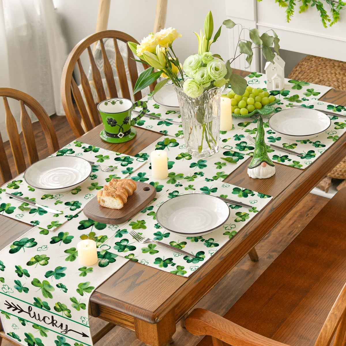 Artoid Mode Lucky Shamrock St. Patrick'S Day Placemats For Dining Table, 12 X 18 Inch Seasonal Holiday Rustic Vintage Washable T