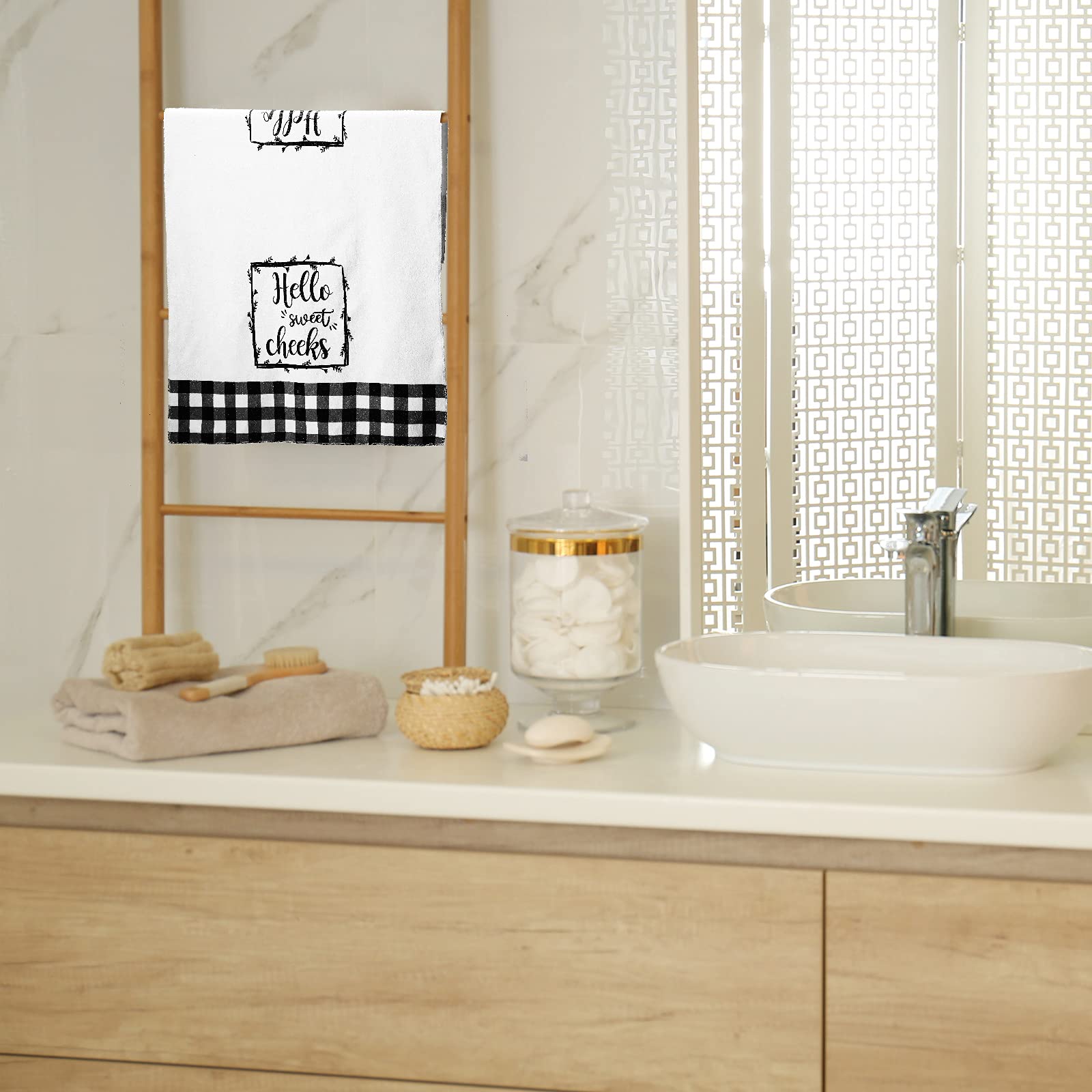 2 Pieces Buffalo Plaid Hand Towels Farmhouse Hand Towel For Bathroom Black White Bath Towels Funny Buffalo Plaid Hand Towels Bat