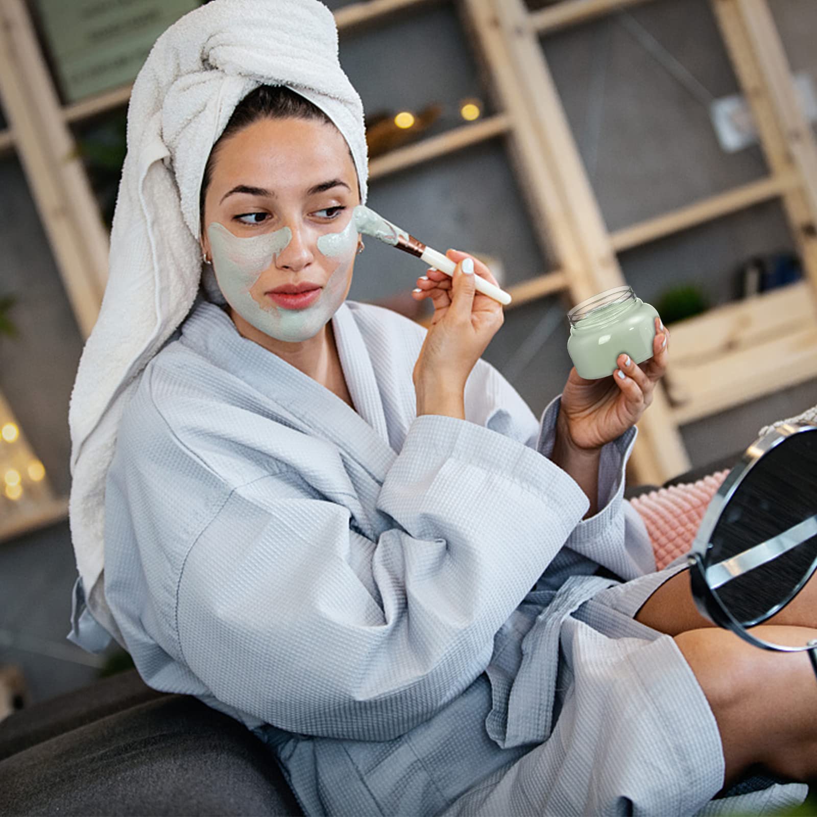 Yarlung 16 Pack 8 Oz Plastic Jars With Lids, Clear Body Scrub Jars Empty Refillable Containers Round Low Profile Samples Jars Fo