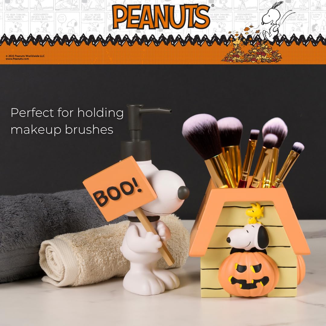 Peanuts Snoopy Toothbrush Holder - Makeup Brushes/Pens Tumbler, (Officially Licensed Product) by Franco Collectibles