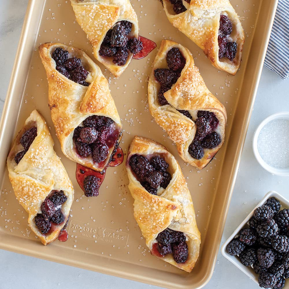 Nordic Ware Aluminum Nonstick, 15.125 X 10.625 44850 Naturals Non-Stick Jelly Roll Baking Sheet Rustproof Aluminium Tray, Gold