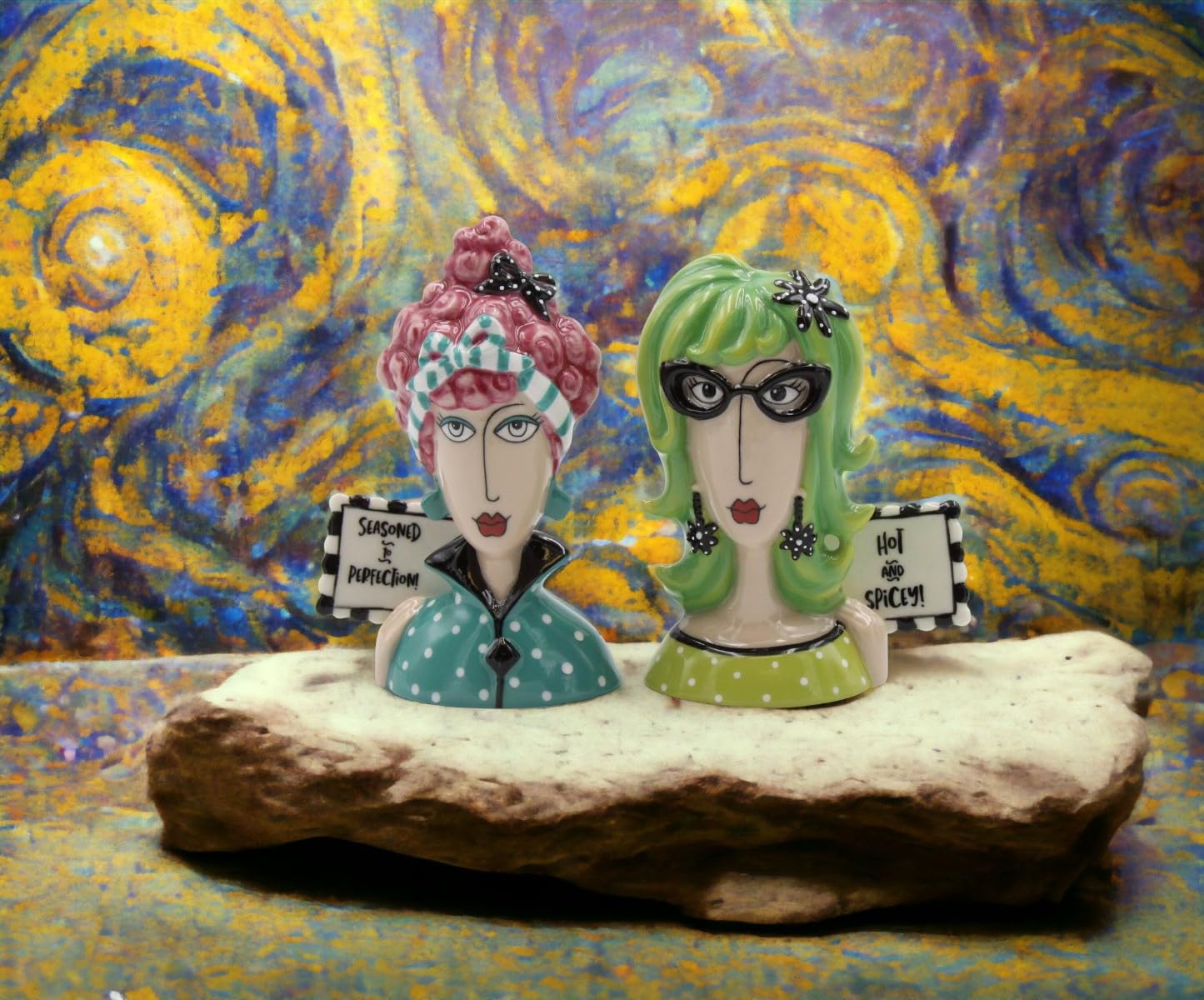 Fine Porcelain Dollymama'S Lady Perfection-Spicy Salt And Pepper Shaker