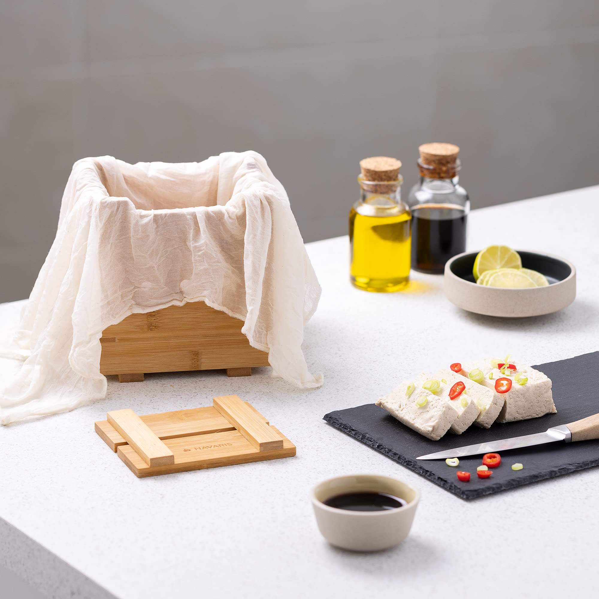 Navaris Bamboo Tofu Maker Kit - Tofu Mold For Making Fresh Homemade Tofu, Cheese, Tempeh - Tofu Making Kit Made 100% Natural Mat