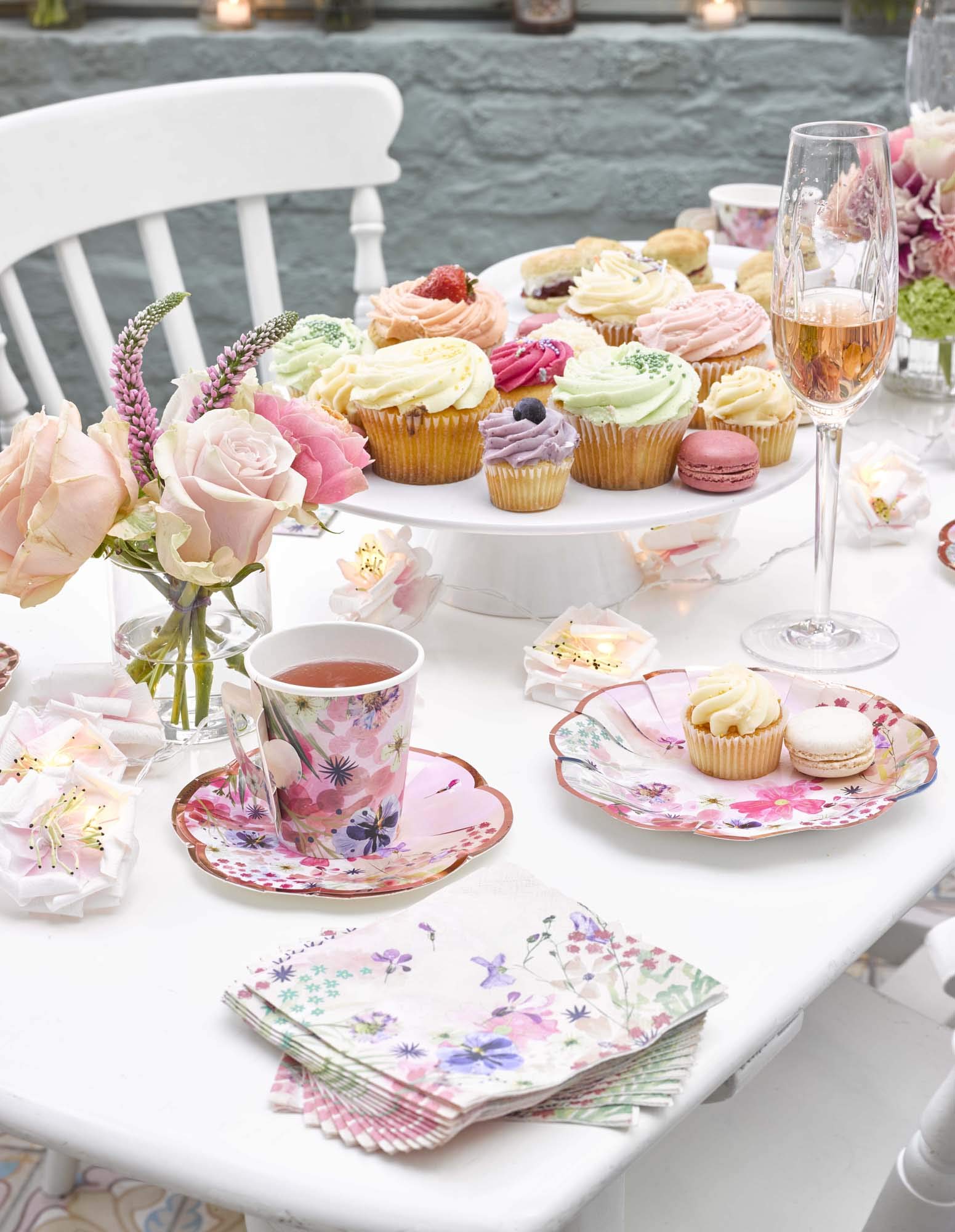 Talking Tables Bg-Cnapkin Blossom Tea Party Floral Napkins, Pack Of 20, 25 X 25Cm, 10'' X 10'', Pink