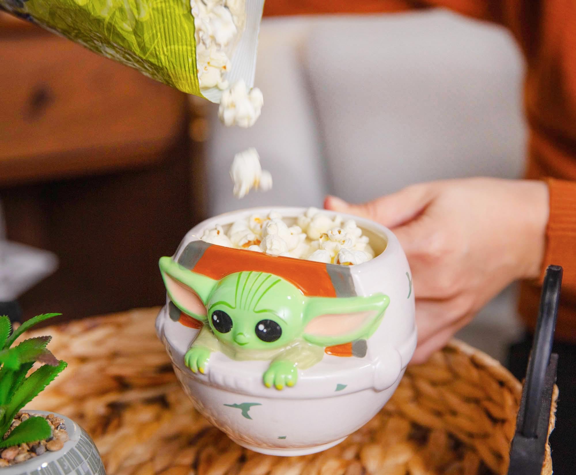 Star Wars The Mandalorian The Child 20-Ounce Ceramic Sculpted Mug