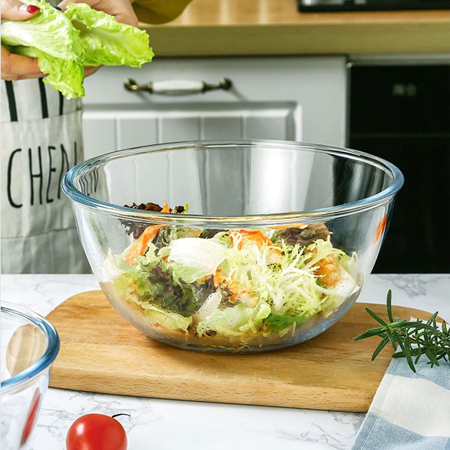 Luvan Borosilicate Clear Glass Mixing Bowls with Lids Set of 4 (0.53qt  1.1qt  2.1qt  3.7qt)  Space Saving Nesting Bowls Large Kitchen Salad Bowls for Meal Preping Baking Mixing Dishwasher Safe