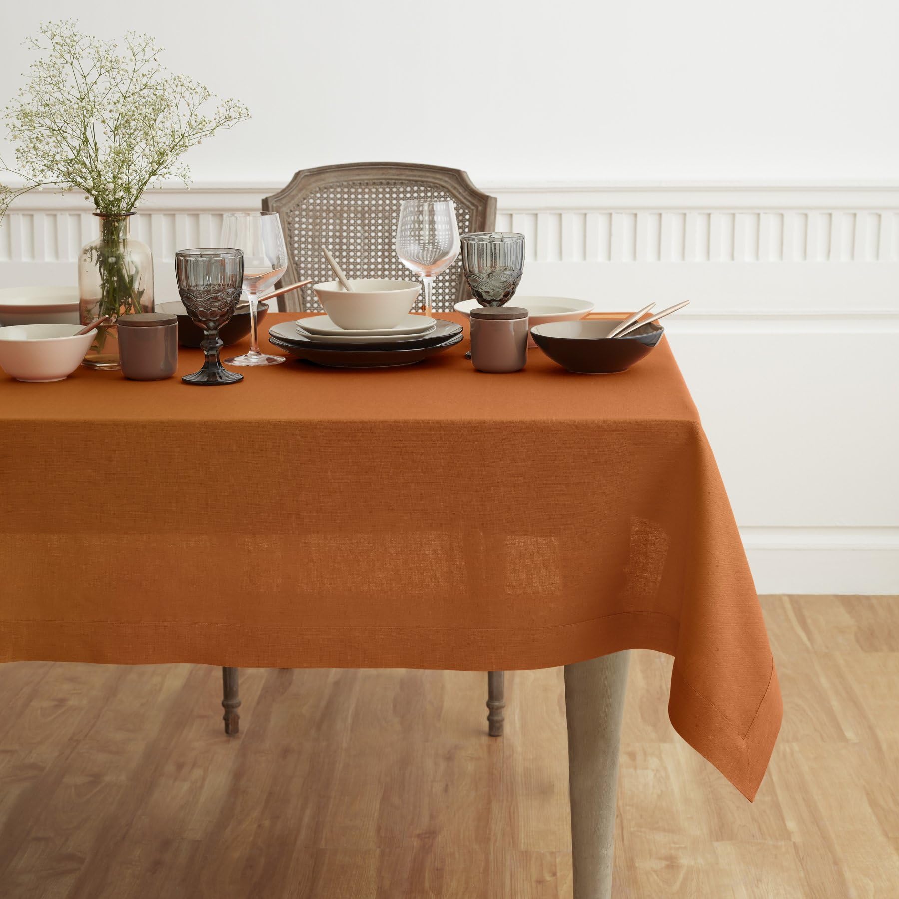 Solino Home Linen Tablecloth - 100% Pure Linen Pumpkin Tablecloth 60 X 90 Inch - Machine Washable Rectangle Tablecloth For Fall,