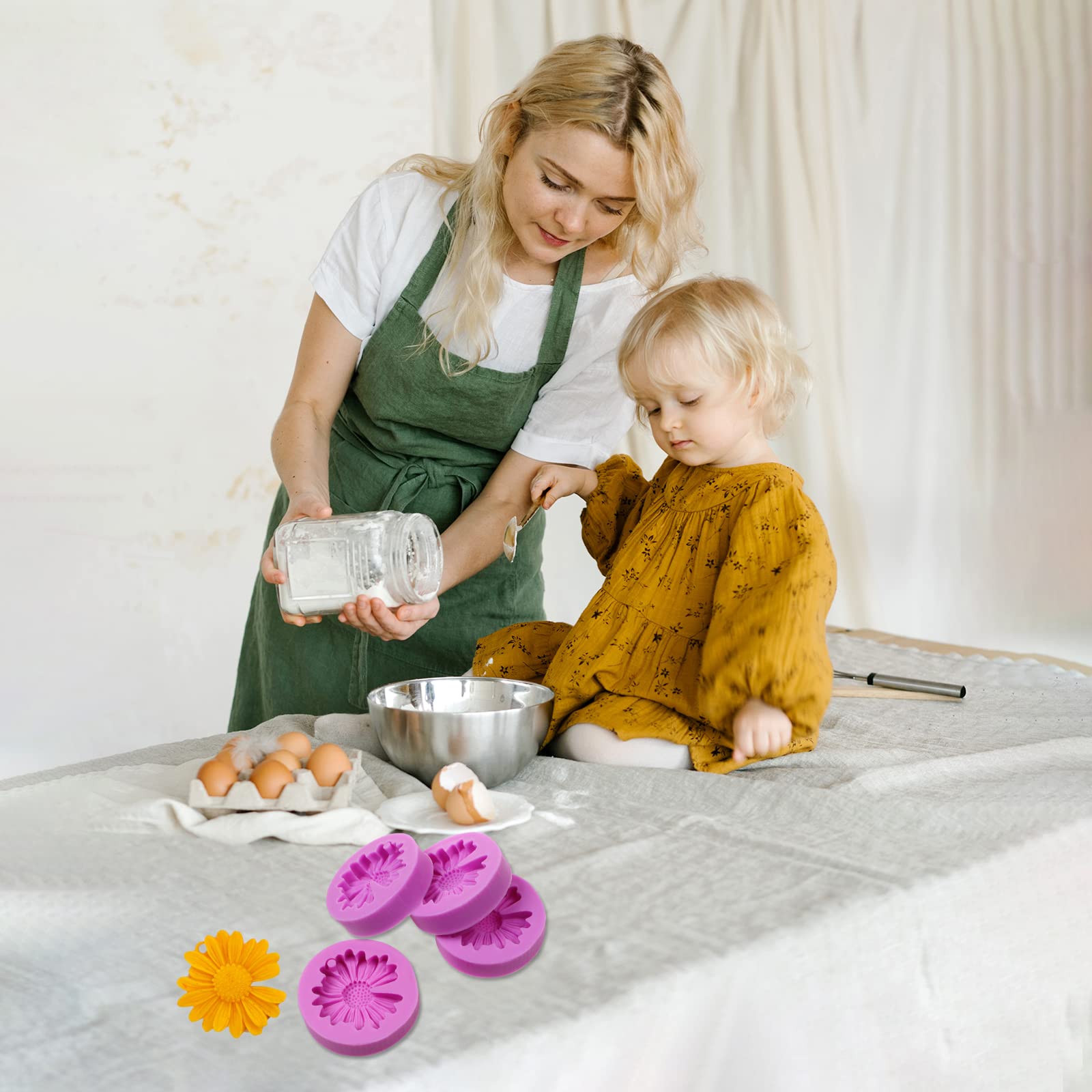 Daisy Silicone Chocolate Molds, 4 Packs Flower Keychain Molds For Cake Decoration Cupcake Toppers Candy Sugar Craft Gum Paste Cl