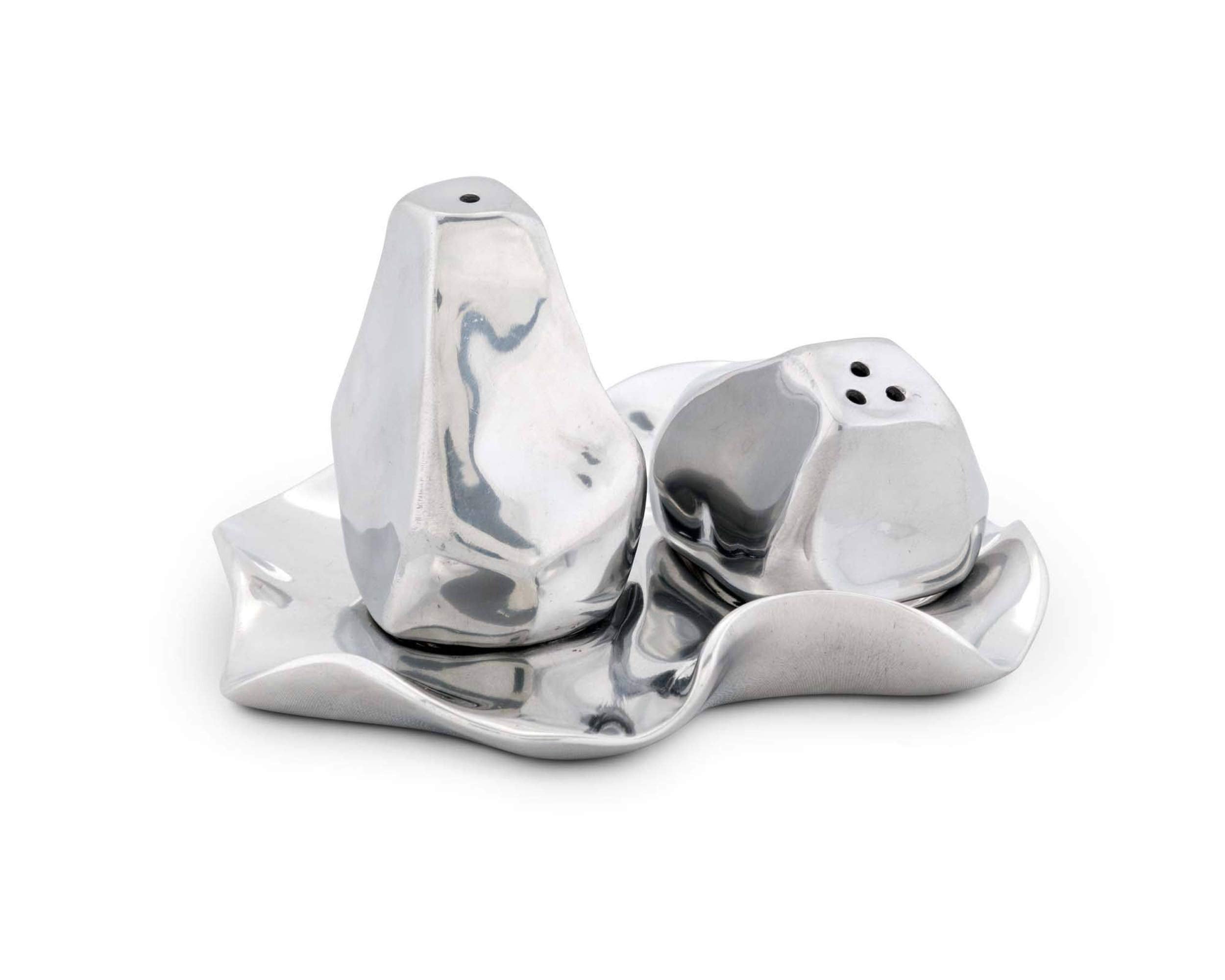 Arthur Court Salt And Pepper Sand Casted Heavy Aluminum Metal Hand Polished Carmel Modern Pattern Three Pieces Salt/Pepper/Tray