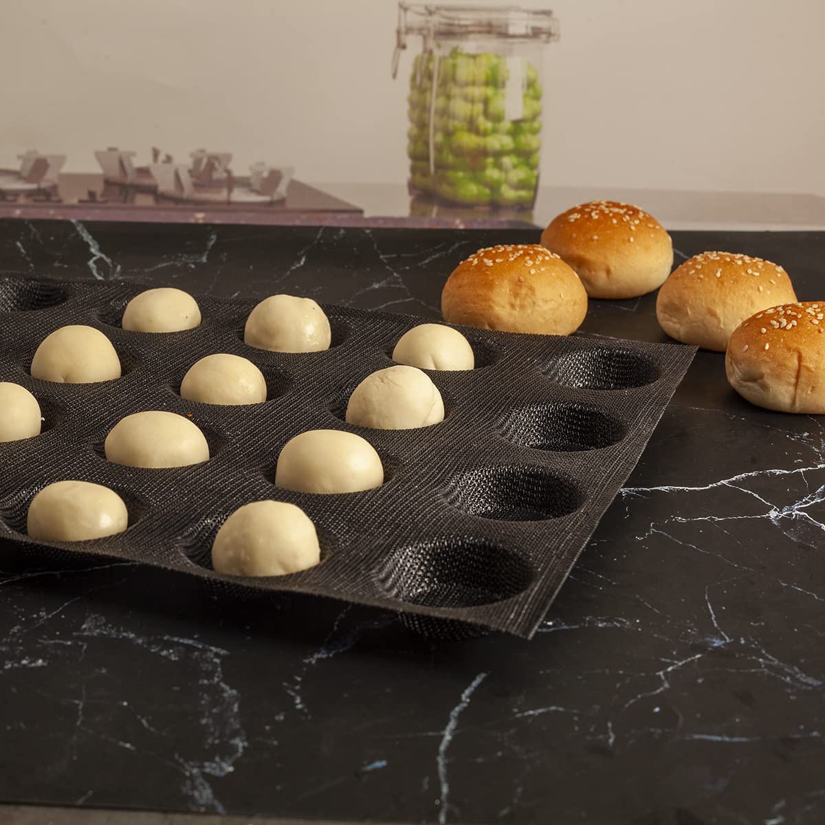 Mesh Silicone Hamburger Bun Mould, 20-Cavity Mini Hamburger Mould Silicone For Gluten-Free Hamburger Buns With Pinholes For Bett