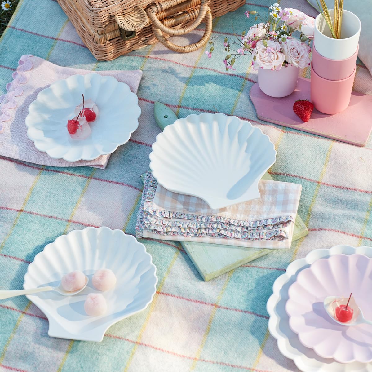 Meri Meri Natural Reusable Bamboo Shell Plates (Pack Of 6)