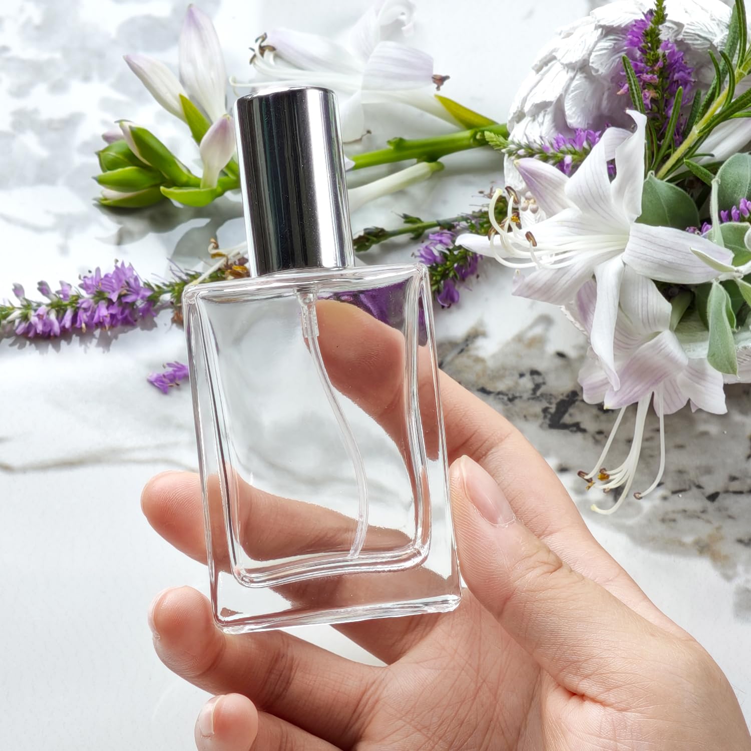 Yerpkefey 30Ml/1.0 Oz Glass Spray Bottle Perfume Atomizer,Travel Refillable Perfume Bottles Empty Classic Spray Bottle 2Pack (Si