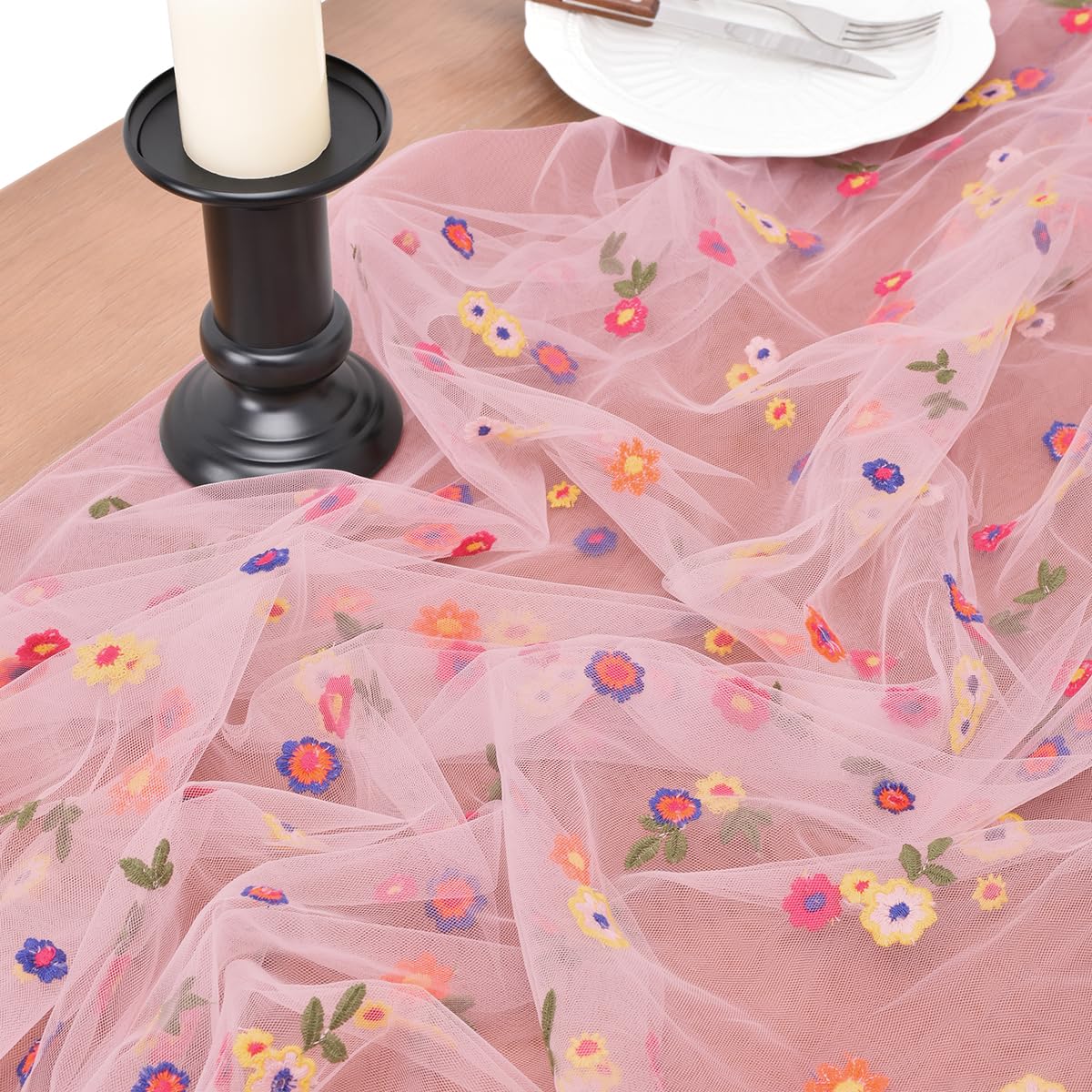 Joanlody 3pcs Blushing Pink Embroidery Daisy Fall Thanksgiving Table Runner Florals Seasonal Tulle Table Runner Holiday Kitchen