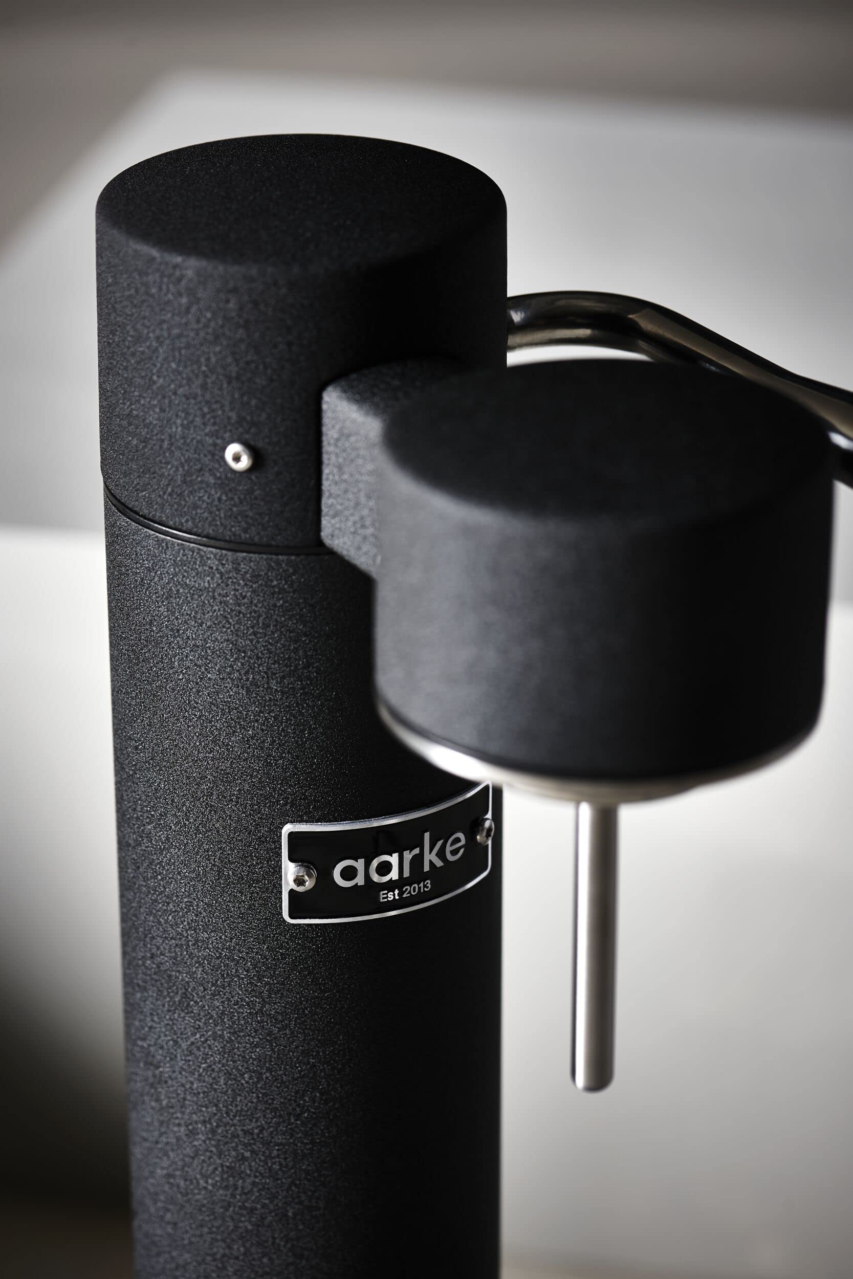 aarke - carbonator III Premium carbonator-Sparkling & Seltzer Water Maker-Soda Maker with PET Bottle (Matte Black)