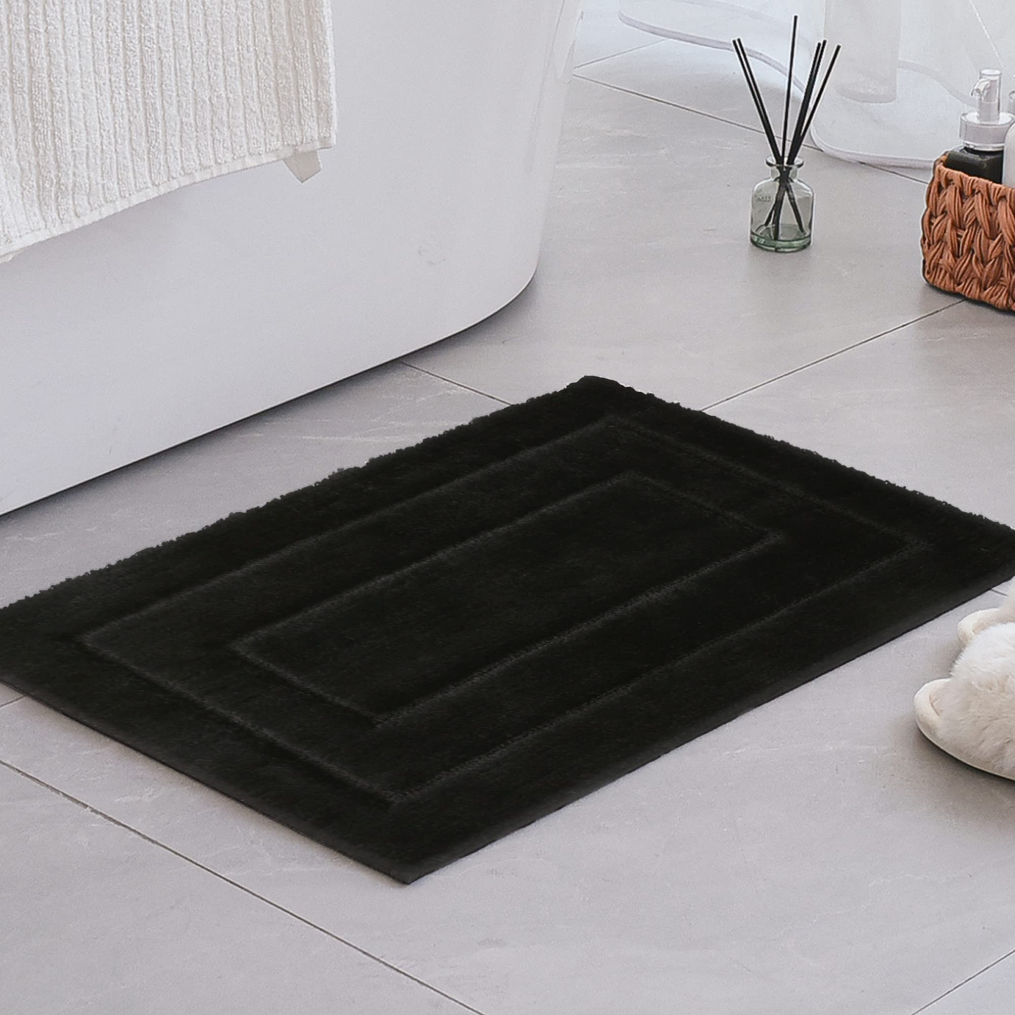 Granny Says Black Bathroom Rug, Non Slip Bath Mats For Bathroom, Super Soft And Water Absorbent, Microfiber Bath Rugs, Machine W