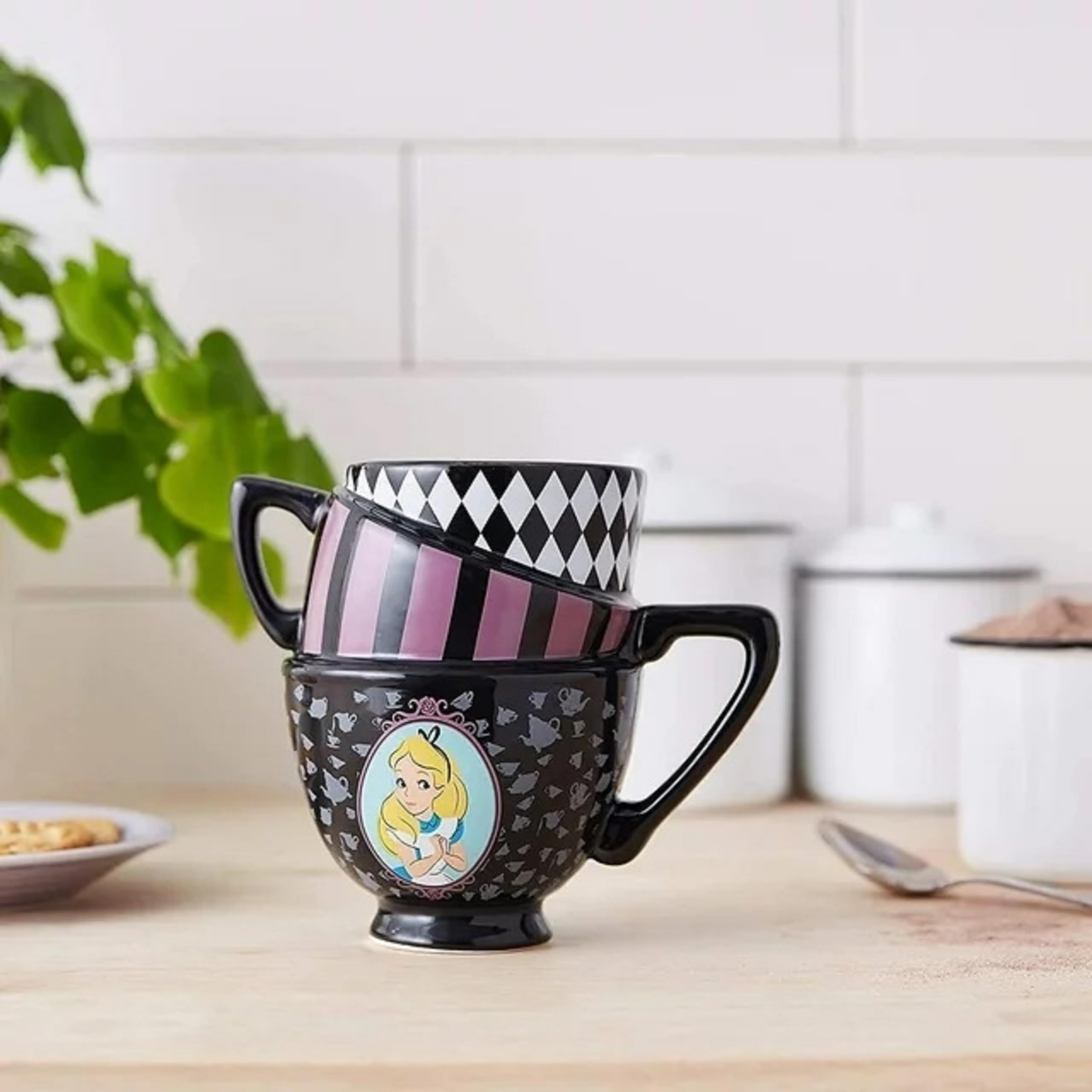 Silver Buffalo Disney Tim Burton Alice In Wonderland Stacked Teacup 3D Sculpted Ceramic Coffee Mug, 20 Ounces