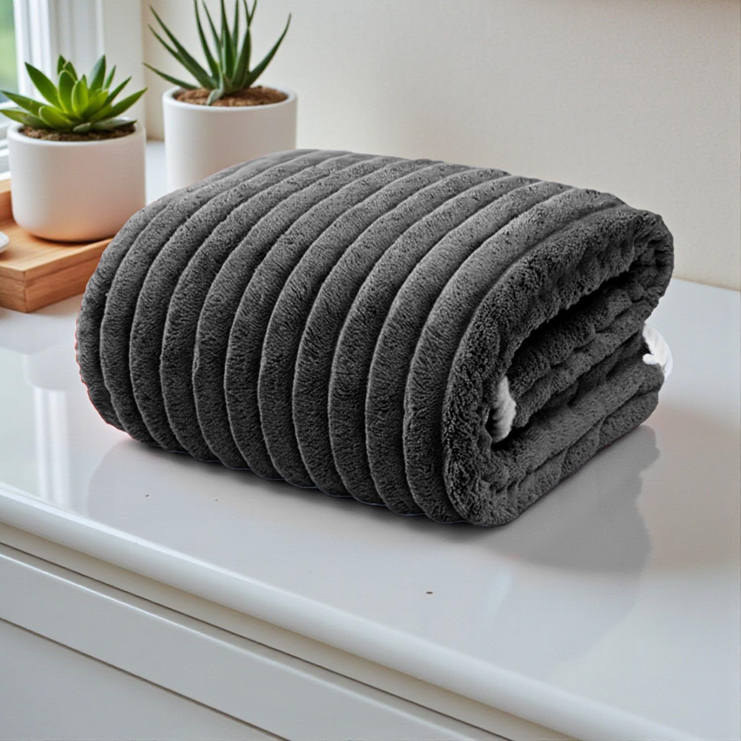 Maxoshine Microfiber Towels For Bath-Stripes Bath Towel For Men And Women-Soft Coral Fleece Zero Twist Towel With Hook 400 Gsm Q