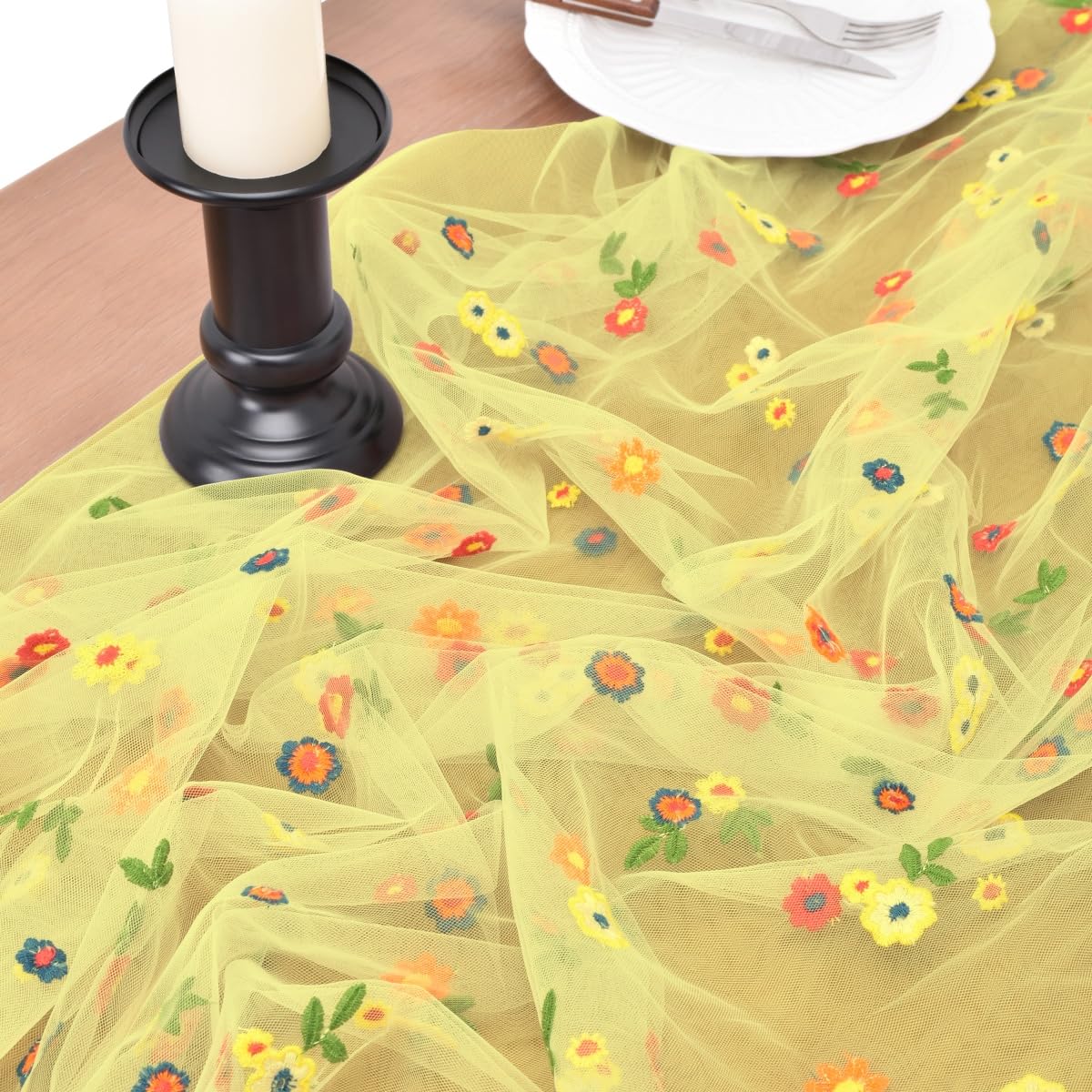 Joanlody 3pcs Yellow Embroidery Daisy Fall Thanksgiving Table Runner Florals Seasonal Tulle Table Runner Holiday Kitchen Dining