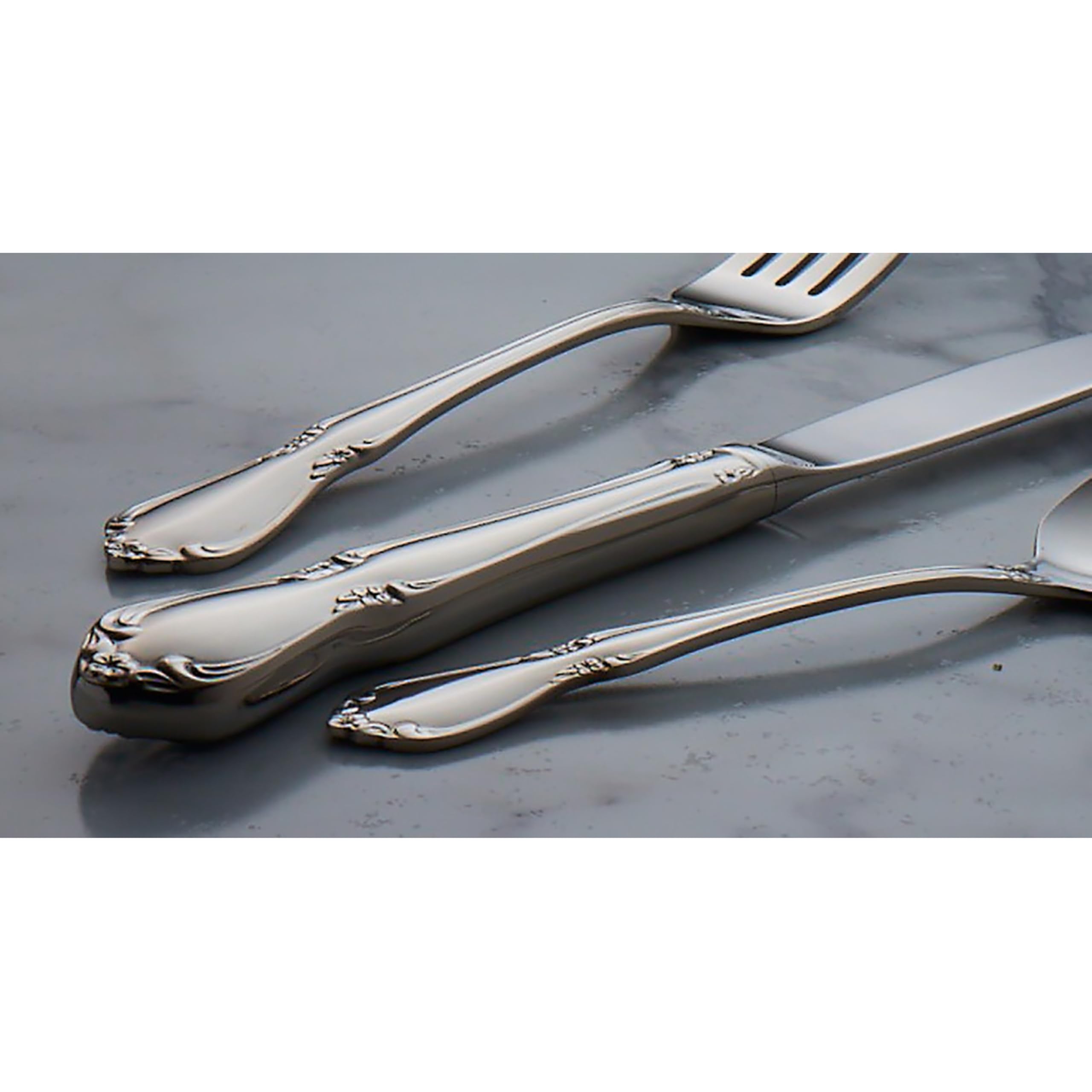 Oneida Chateau Fine Flatware Dinner Spoons, 0.45 Lb, Metallic