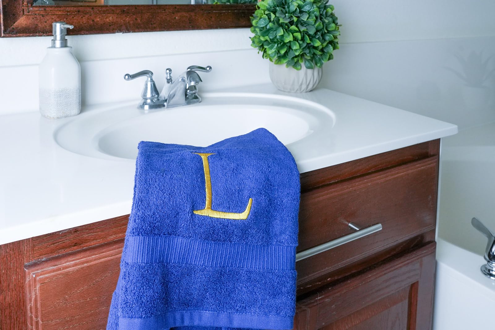 Navy And Gold Bathroom Hand Towel - Monogrammed Luxury Hotel Quality Decorative Embroidered Towel For Powder Room, Spa - Gots Or