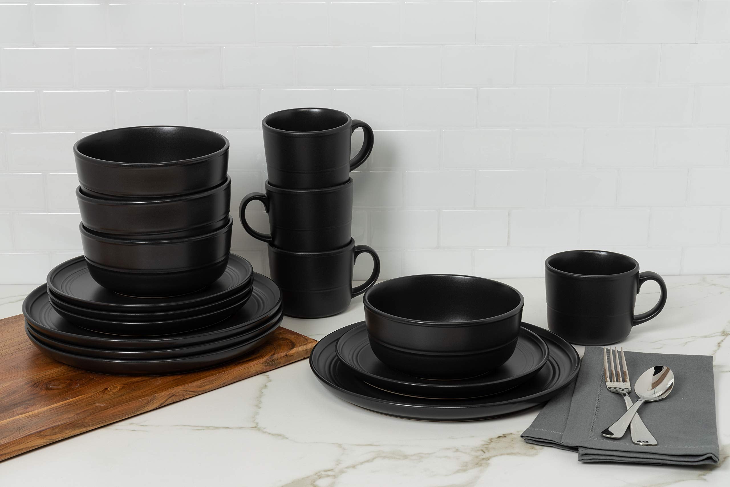 10 Strawberry Street Double Line 16 Piece Dinnerware Set, Matte Black